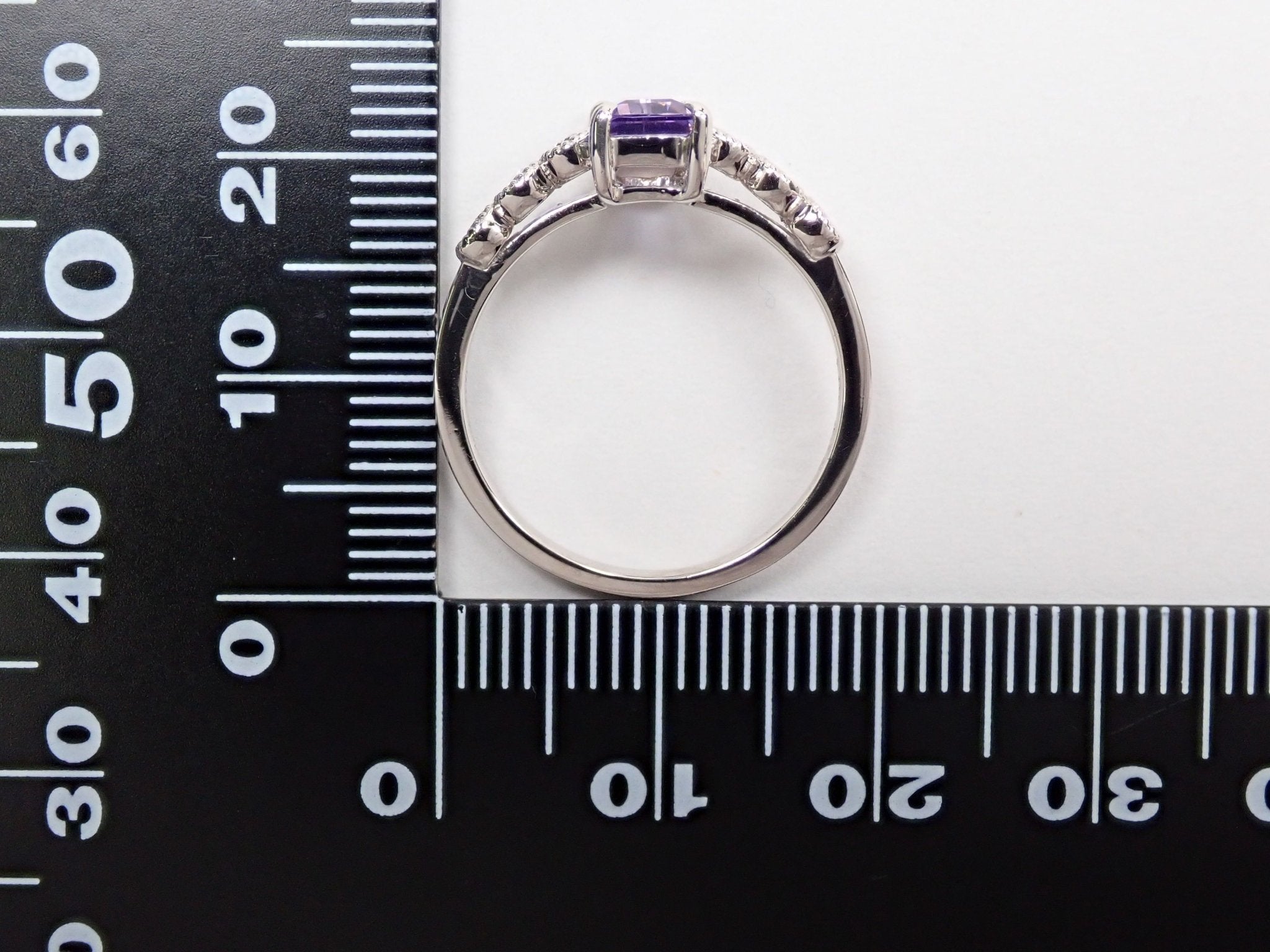 Pt900バイカラータンザナイト0.892ct リング - KARATZ STORE|カラッツSTORE