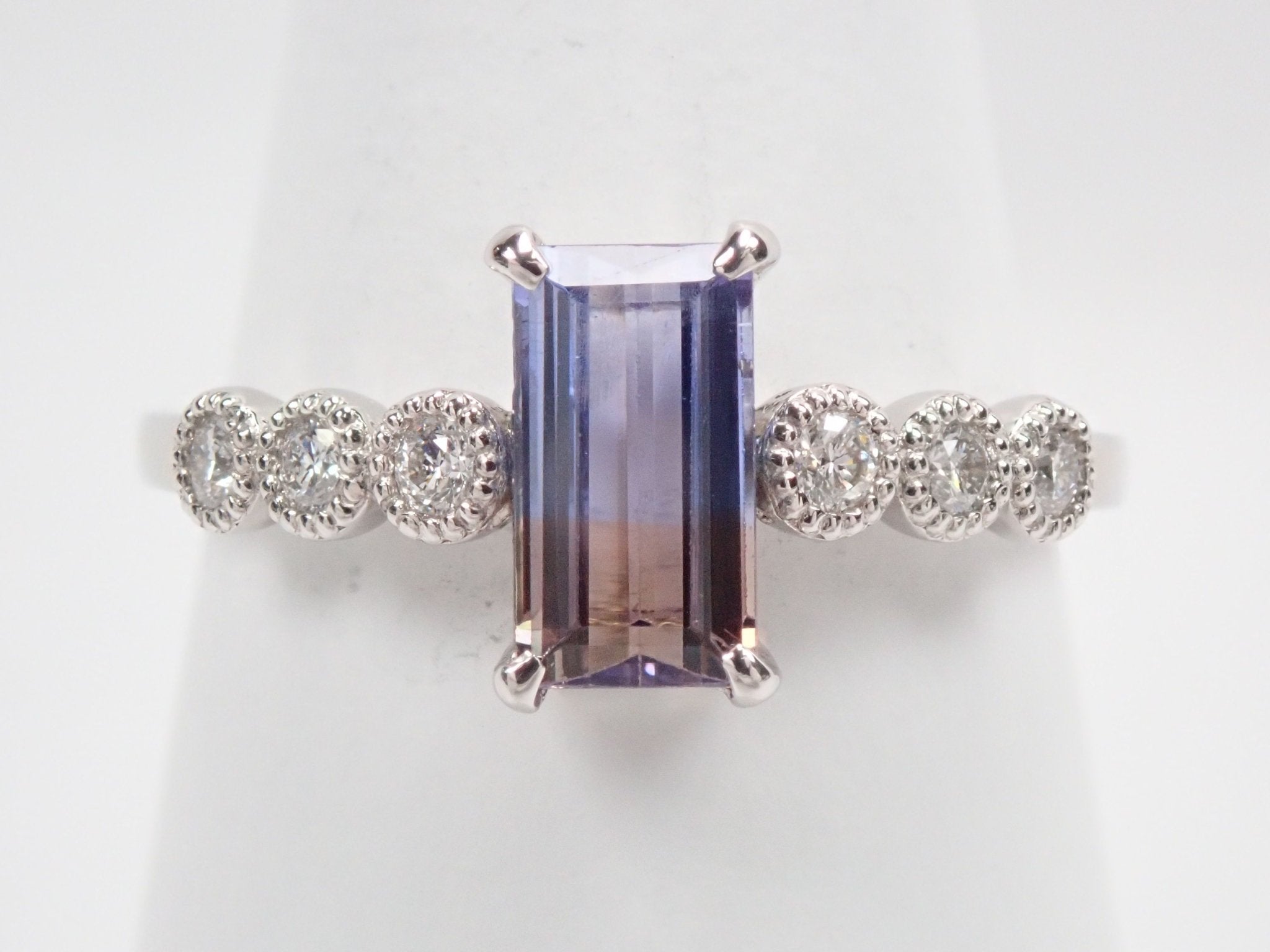 Pt900バイカラータンザナイト0.892ct リング - KARATZ STORE|カラッツSTORE