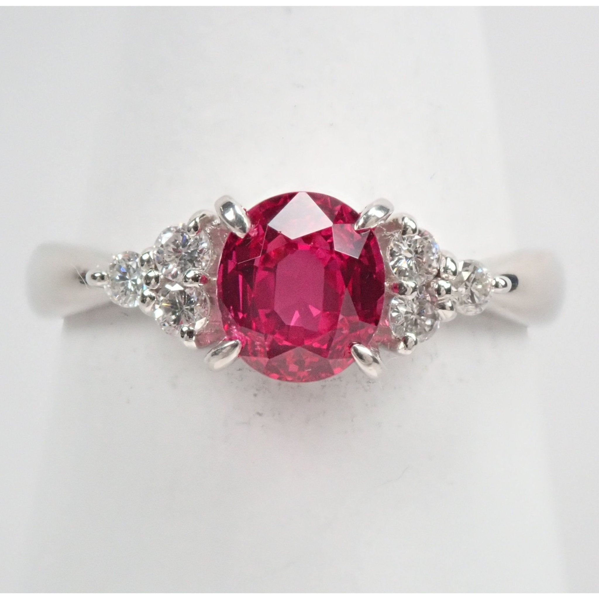 Pt900レッドスピネル1.08ct リング(ホットピンク) 中宝鑑付 - KARATZ STORE|カラッツSTORE