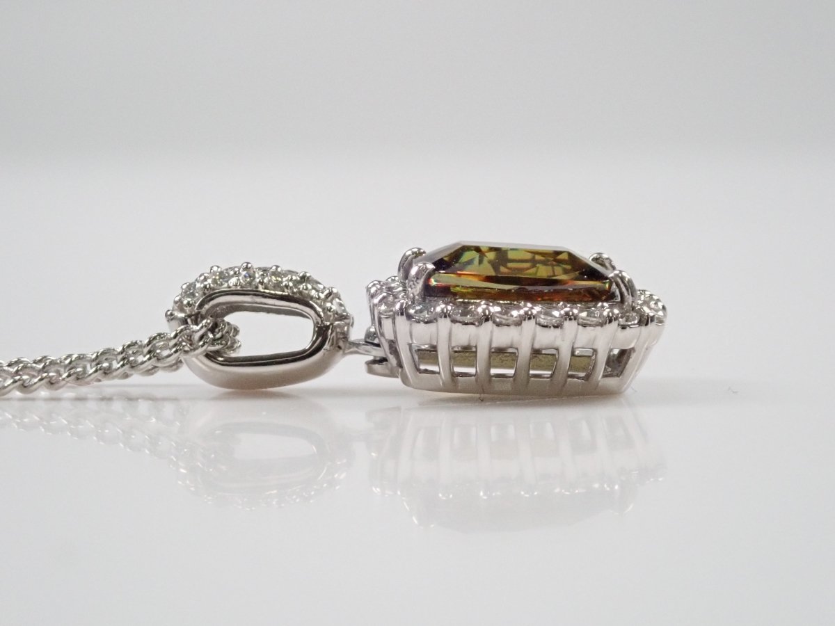【カラフリ】Pt900スフェーン1.498ct ペンダント(ネックレス) - カラッツSTORE