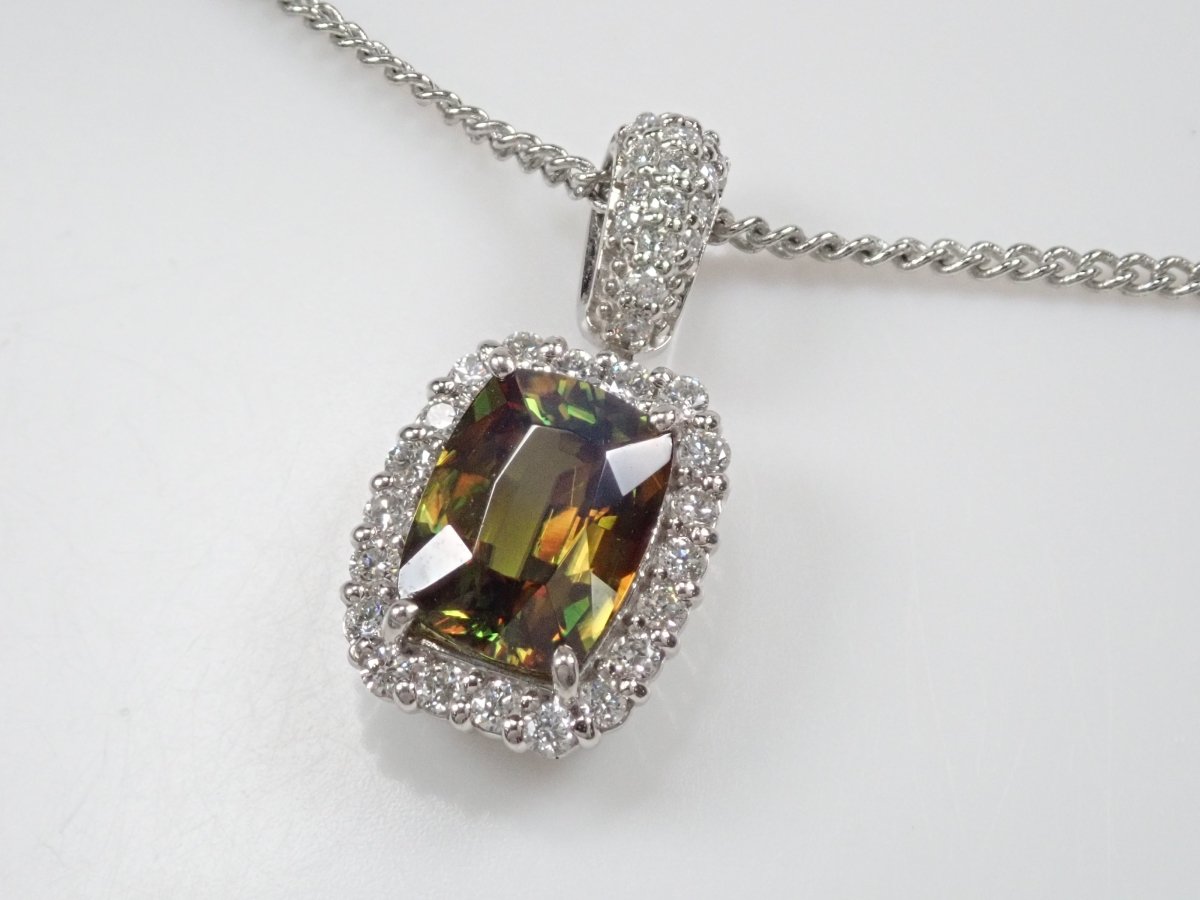 【カラフリ】Pt900スフェーン1.498ct ペンダント(ネックレス) - カラッツSTORE