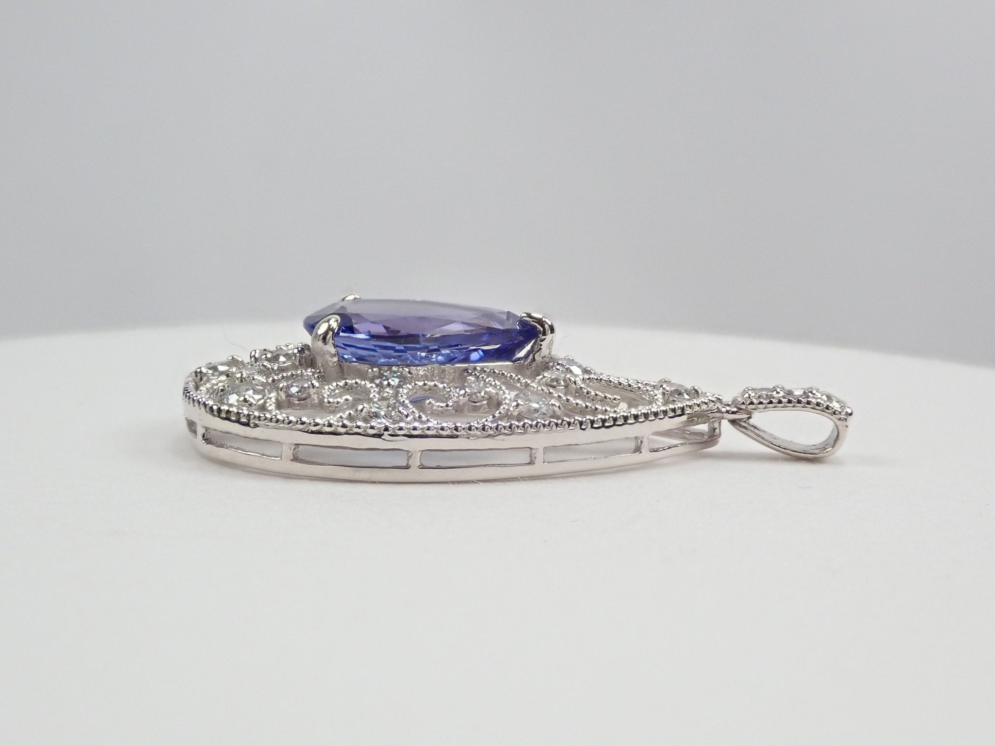 Pt900タンザナイト2.44ct ペンダントトップ(ネックレストップ) - KARATZ STORE|カラッツSTORE