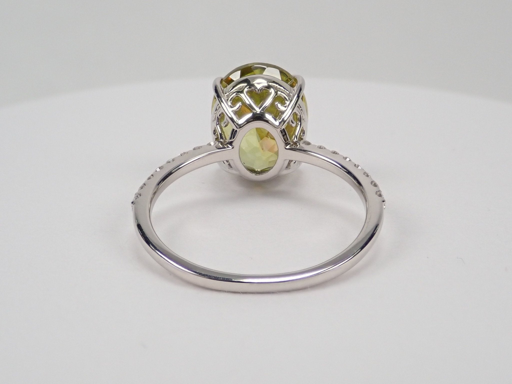 Pt900スフェーン4.56ct リング - KARATZ STORE|カラッツSTORE