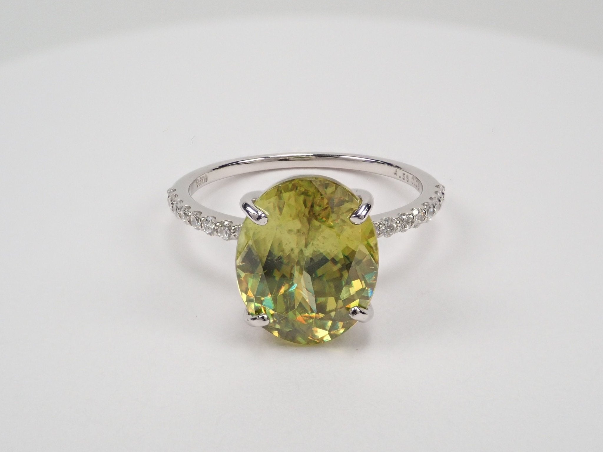 Pt900スフェーン4.56ct リング - KARATZ STORE|カラッツSTORE