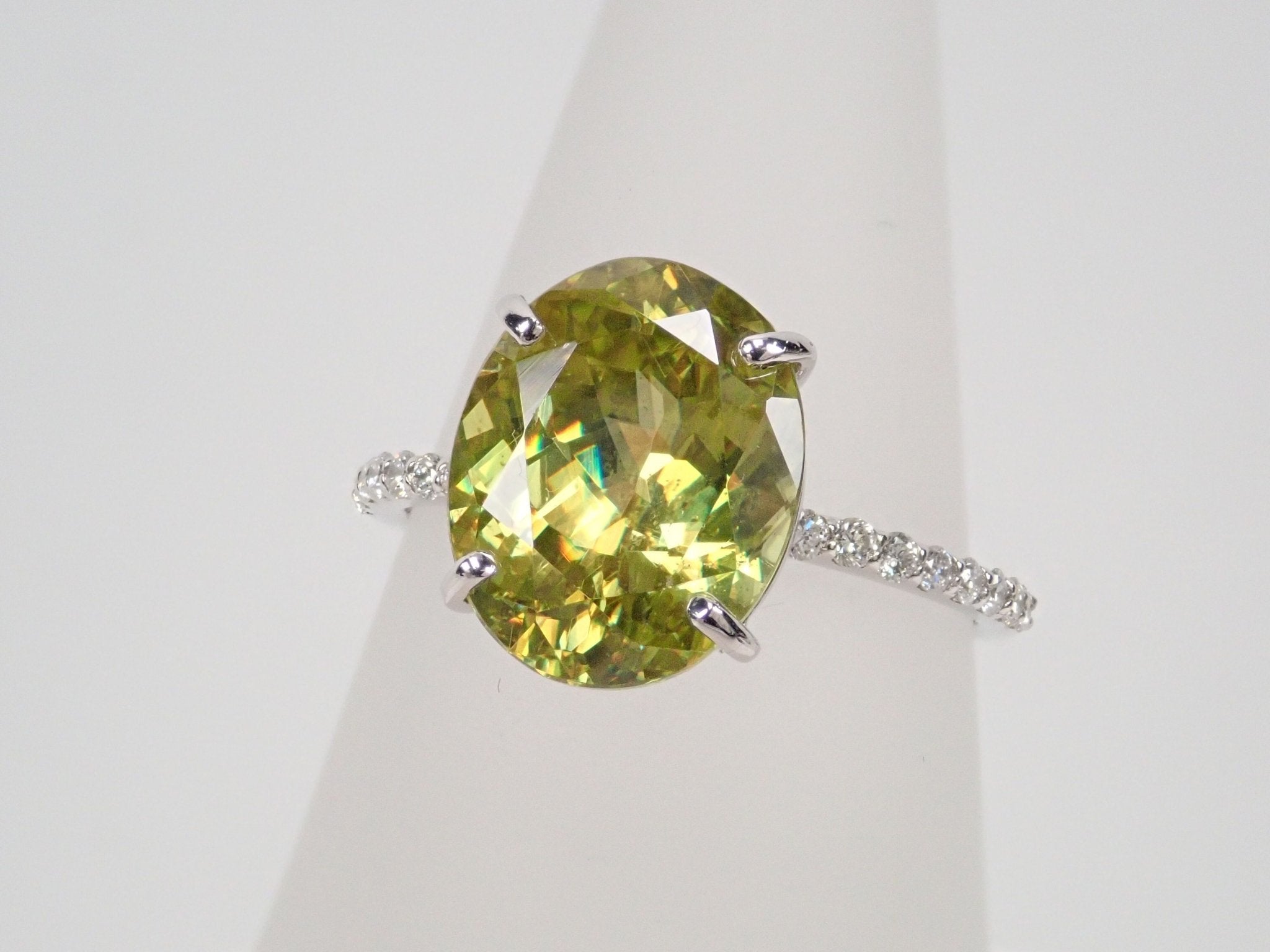Pt900スフェーン4.56ct リング - KARATZ STORE|カラッツSTORE