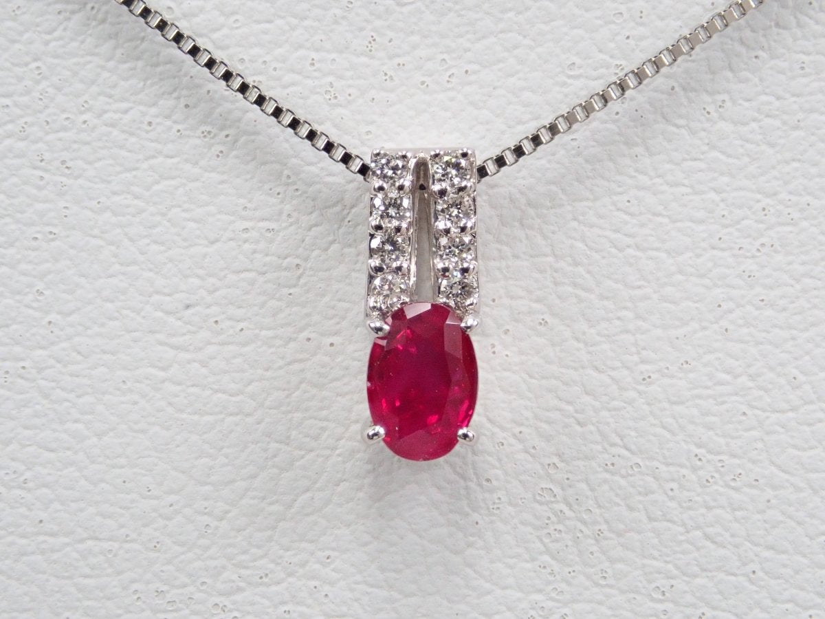 Pt900/Pt850ピジョンブラッドルビー 0.39ct ペンダント(ネックレス) AIGS付 - カラッツSTORE