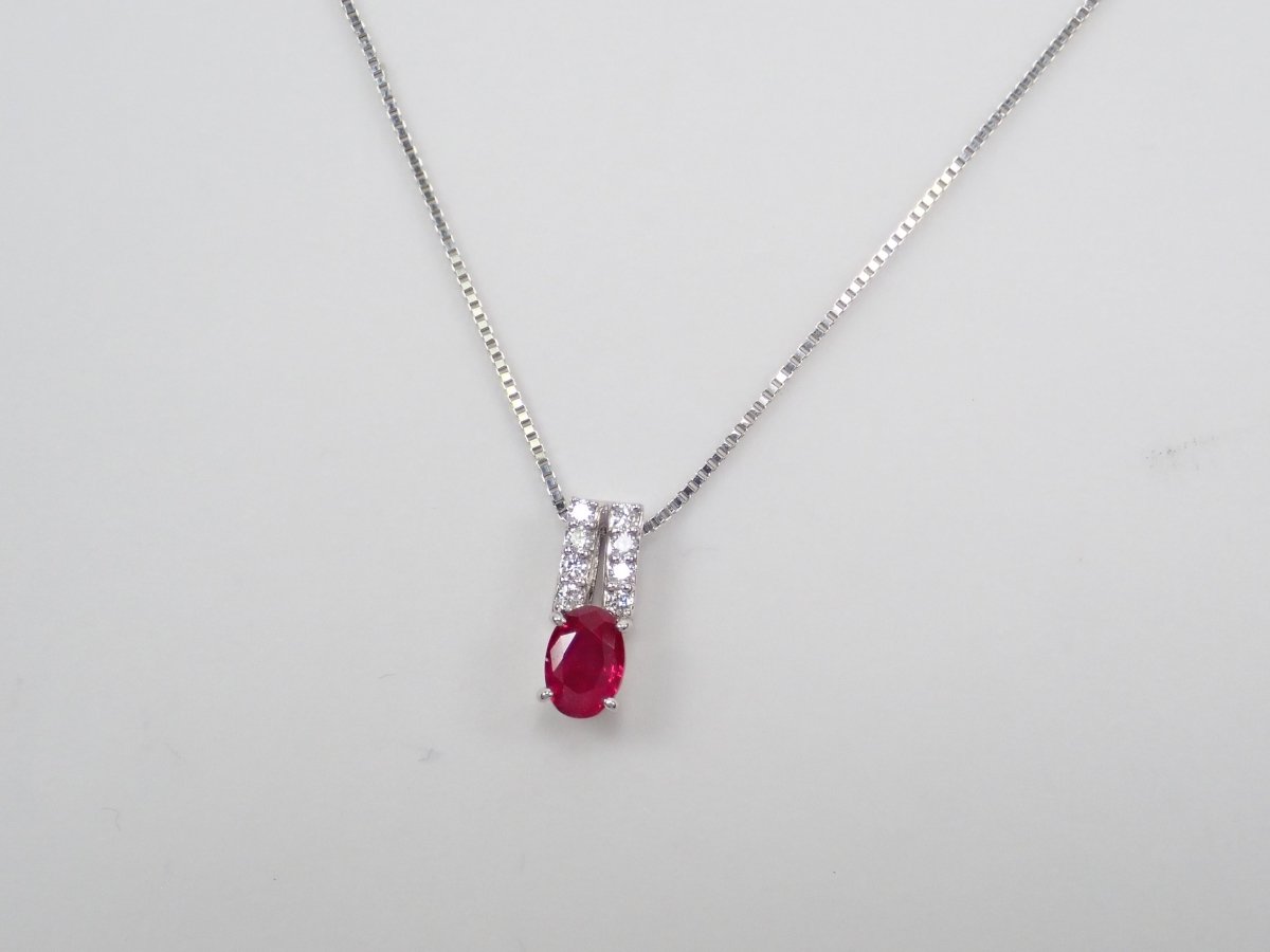 Pt900/Pt850ピジョンブラッドルビー 0.39ct ペンダント(ネックレス) AIGS付 - カラッツSTORE