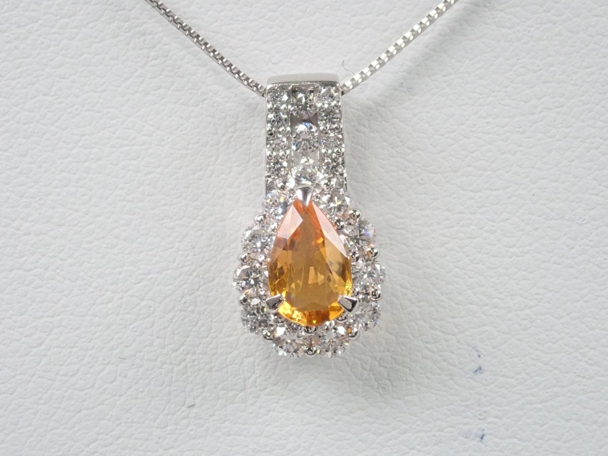 【カラフリ】Pt900/Pt850クリノヒューマイト0.726ct ペンダント(ネックレス) - カラッツSTORE