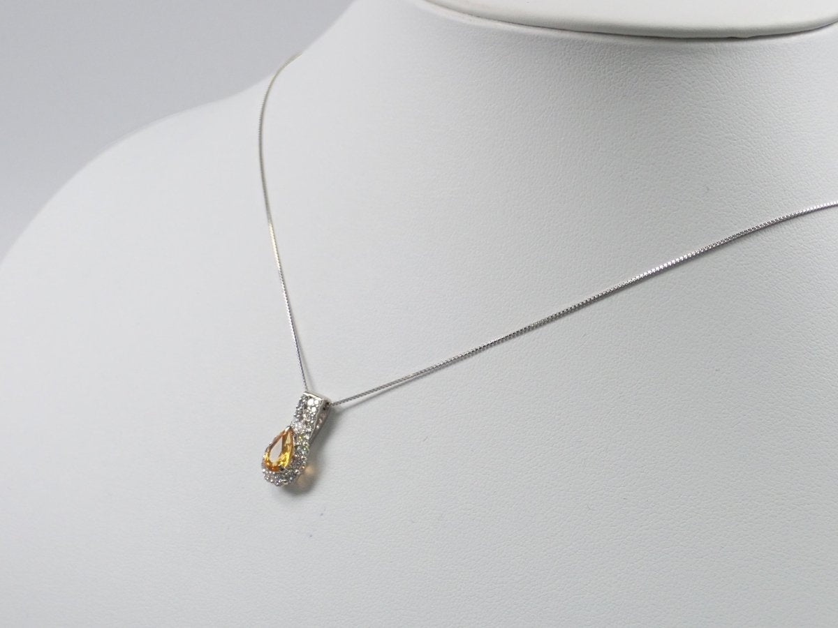 【カラフリ】Pt900/Pt850クリノヒューマイト0.726ct ペンダント(ネックレス) - カラッツSTORE