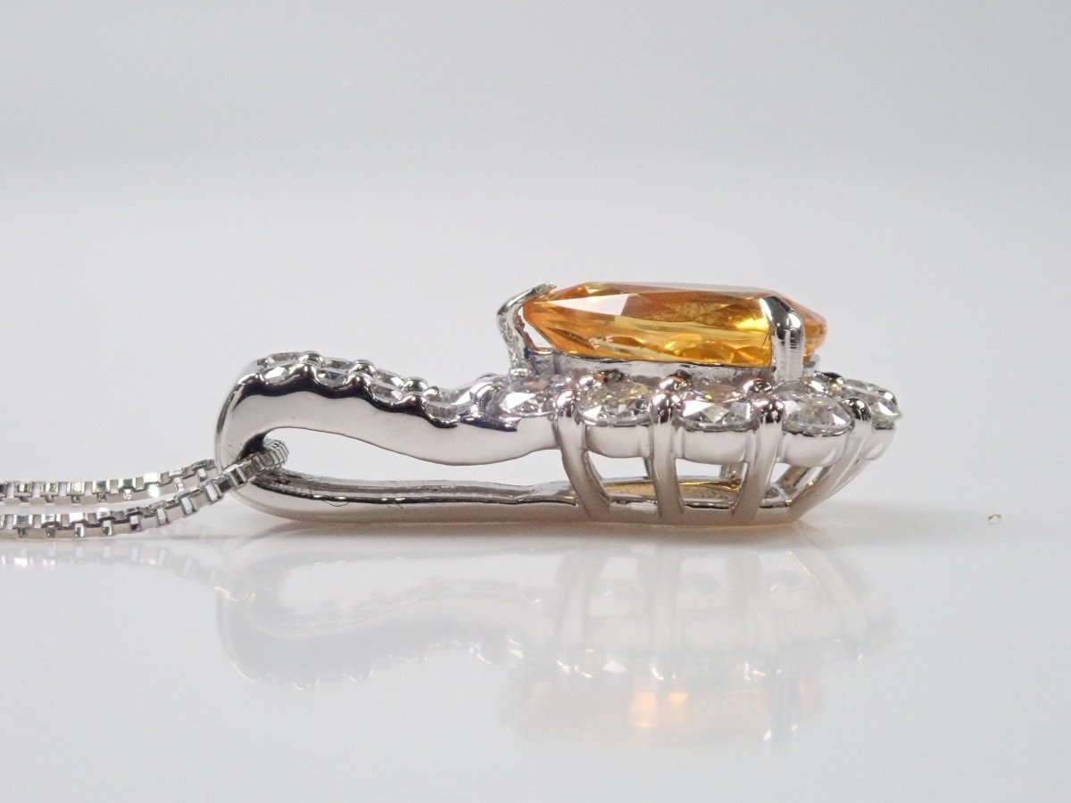 【カラフリ】Pt900/Pt850クリノヒューマイト0.726ct ペンダント(ネックレス) - カラッツSTORE
