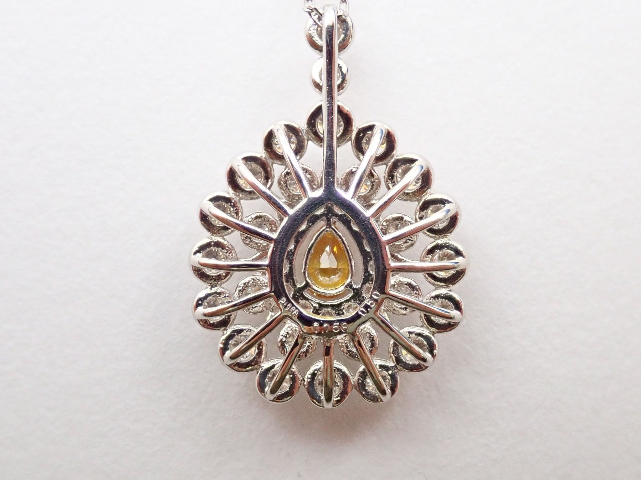 Pt950 イエローダイヤモンド0.158ct ペンダント(FANCY DEEP ORANGE YELLOW) - KARATZ STORE|カラッツSTORE