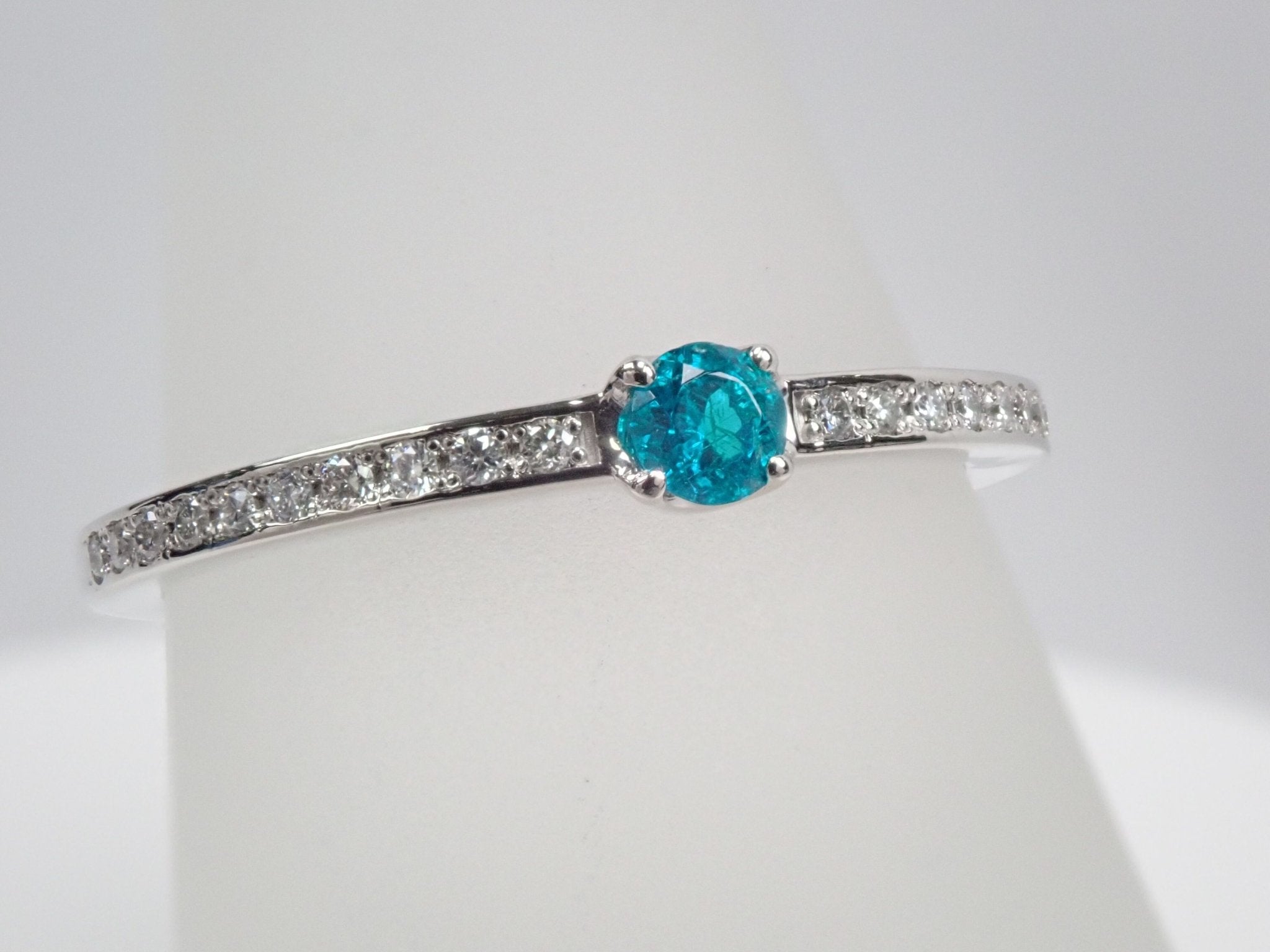 Pt950ブラジル産パライバトルマリン0.106ct リング - KARATZ STORE|カラッツSTORE