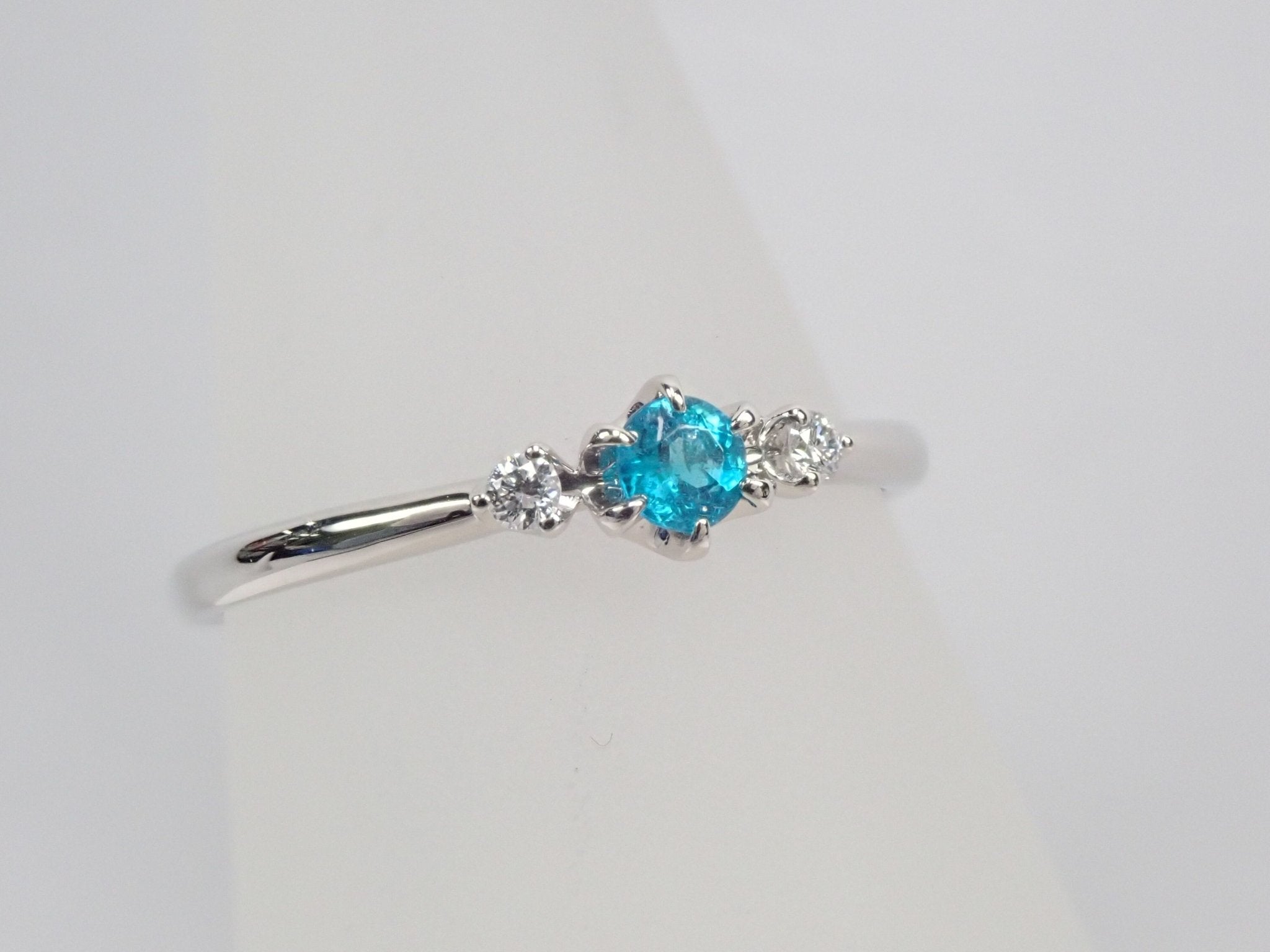 Pt950ブラジル産パライバトルマリン0.114ct リング - KARATZ STORE|カラッツSTORE