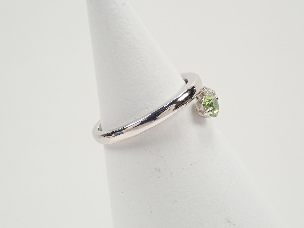 Pt950ロシア産デマントイドガーネット(ホーステール認む)0.155ct リング - KARATZ STORE|カラッツSTORE