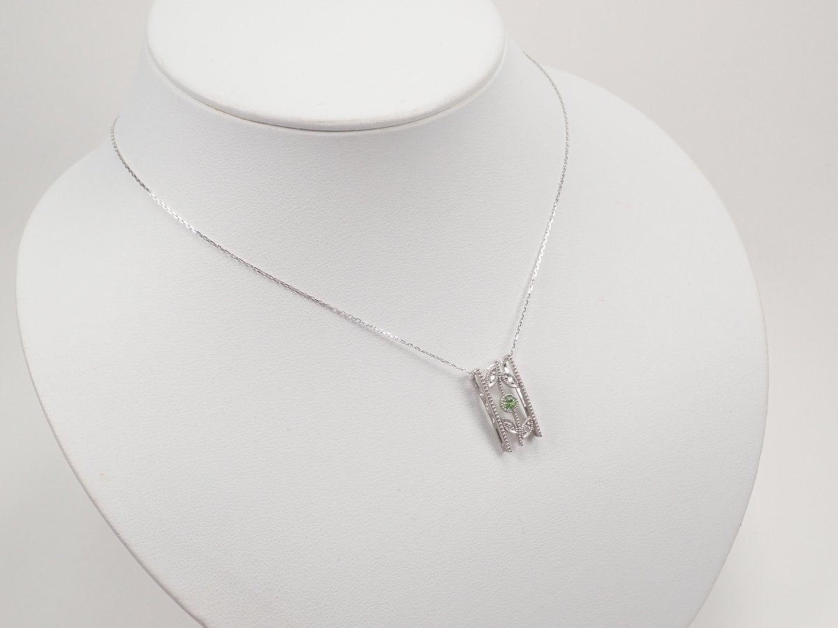 Pt950ロシア産デマントイドガーネット(ホーステール認む)0.176ct ペンダントトップ(ネックレストップ) - カラッツSTORE