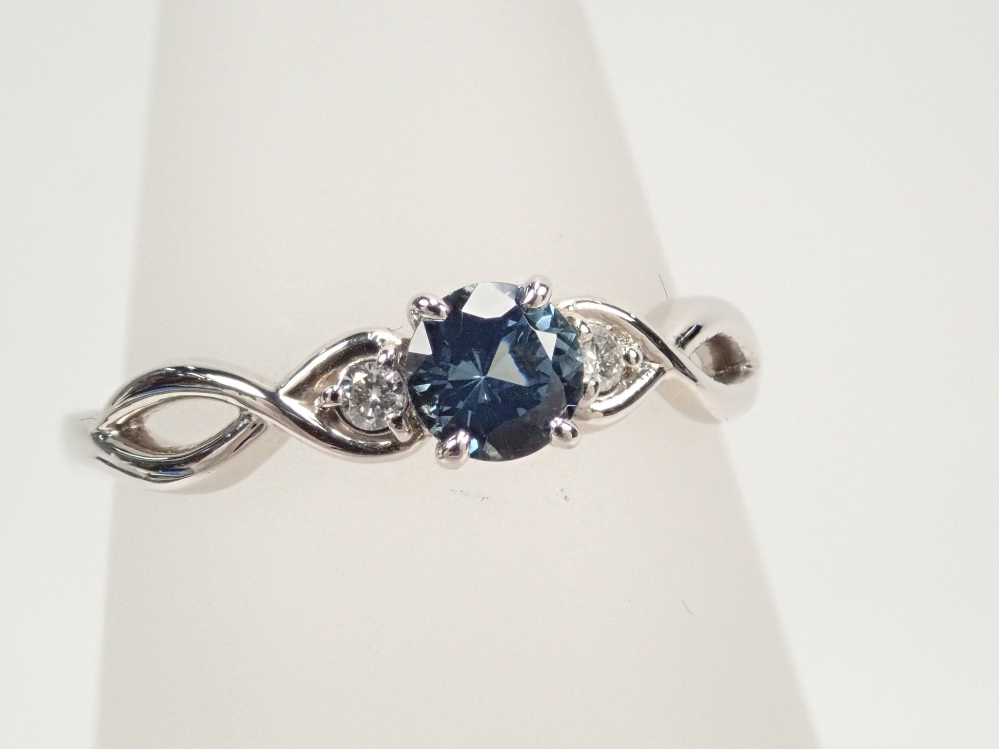 Pt950ブルースピネル0.352ct リング - KARATZ STORE|カラッツSTORE