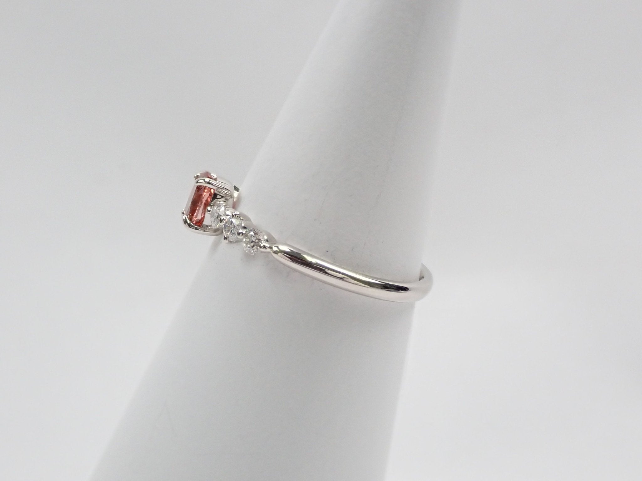 Pt950ピンクダイヤモンド0.379ct リング(FANCY DEEP BROWNISH ORANGY PINK,SI2) - KARATZ STORE|カラッツSTORE