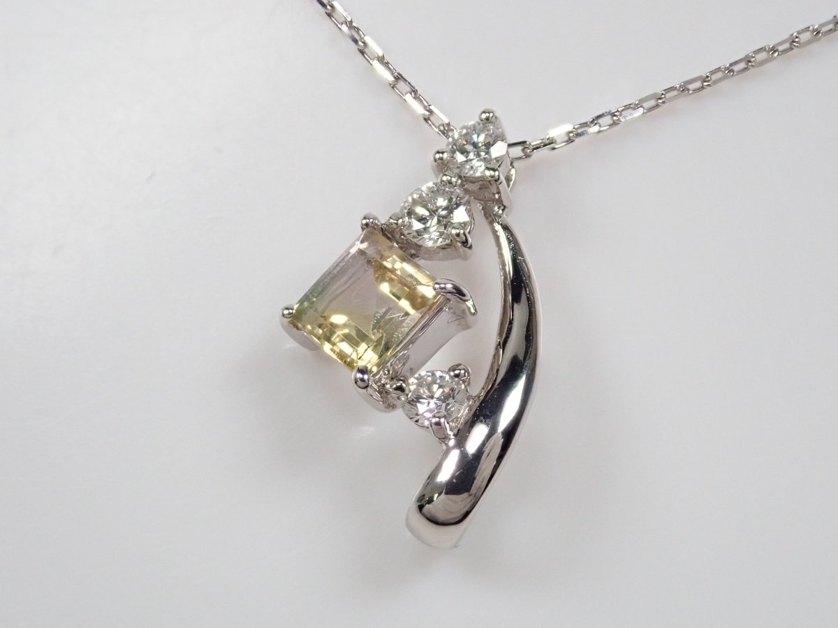 Pt950バイカラートルマリン0.402ct ペンダントトップ(ネックレストップ) - カラッツSTORE