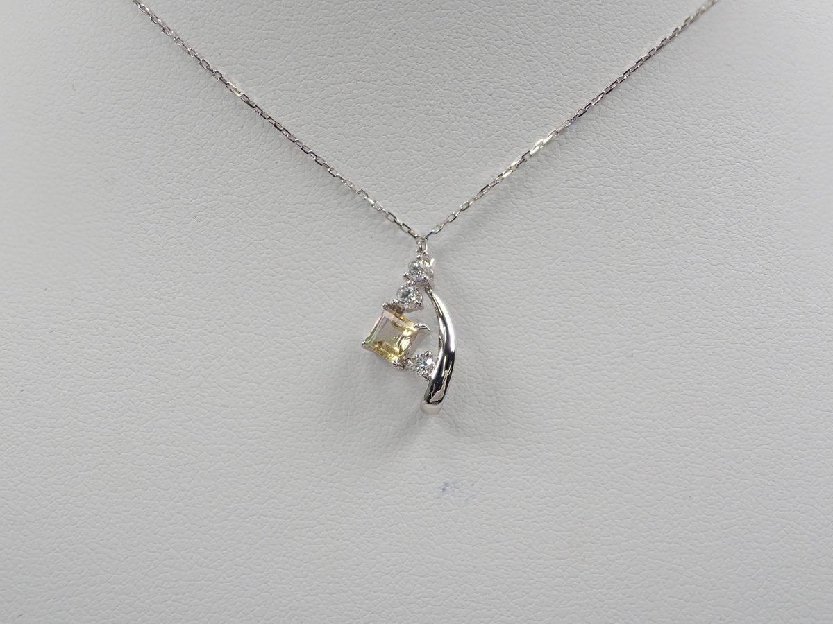 Pt950バイカラートルマリン0.402ct ペンダントトップ(ネックレストップ) - カラッツSTORE