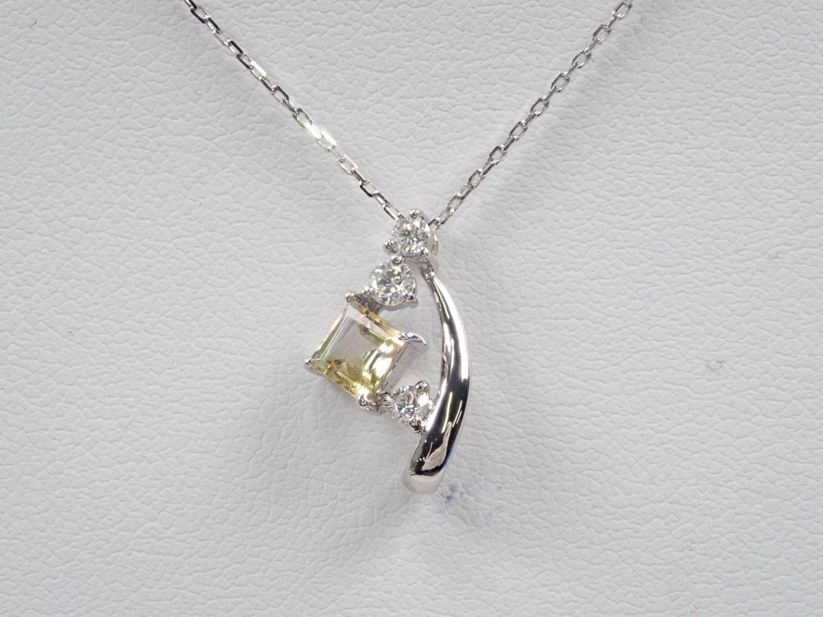 Pt950バイカラートルマリン0.402ct ペンダントトップ(ネックレストップ) - カラッツSTORE