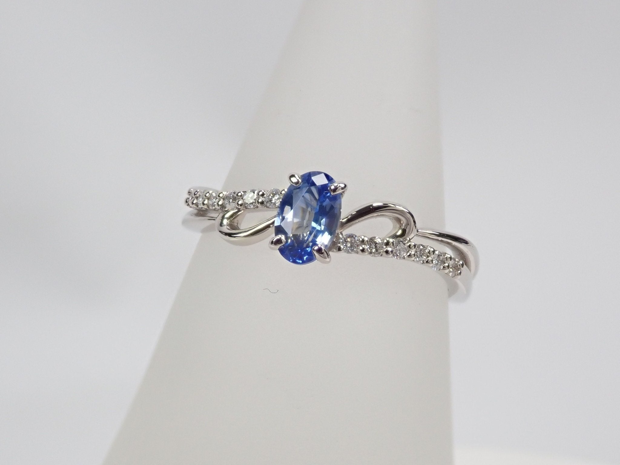 Pt950バイカラーサファイア0.404ct リング - KARATZ STORE|カラッツSTORE