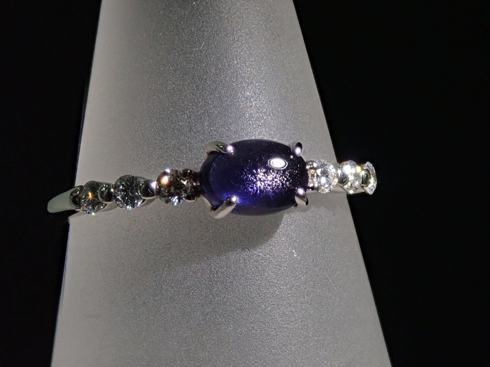 Pt950アイオライトサンストーン0.447ct リング - KARATZ STORE|カラッツSTORE