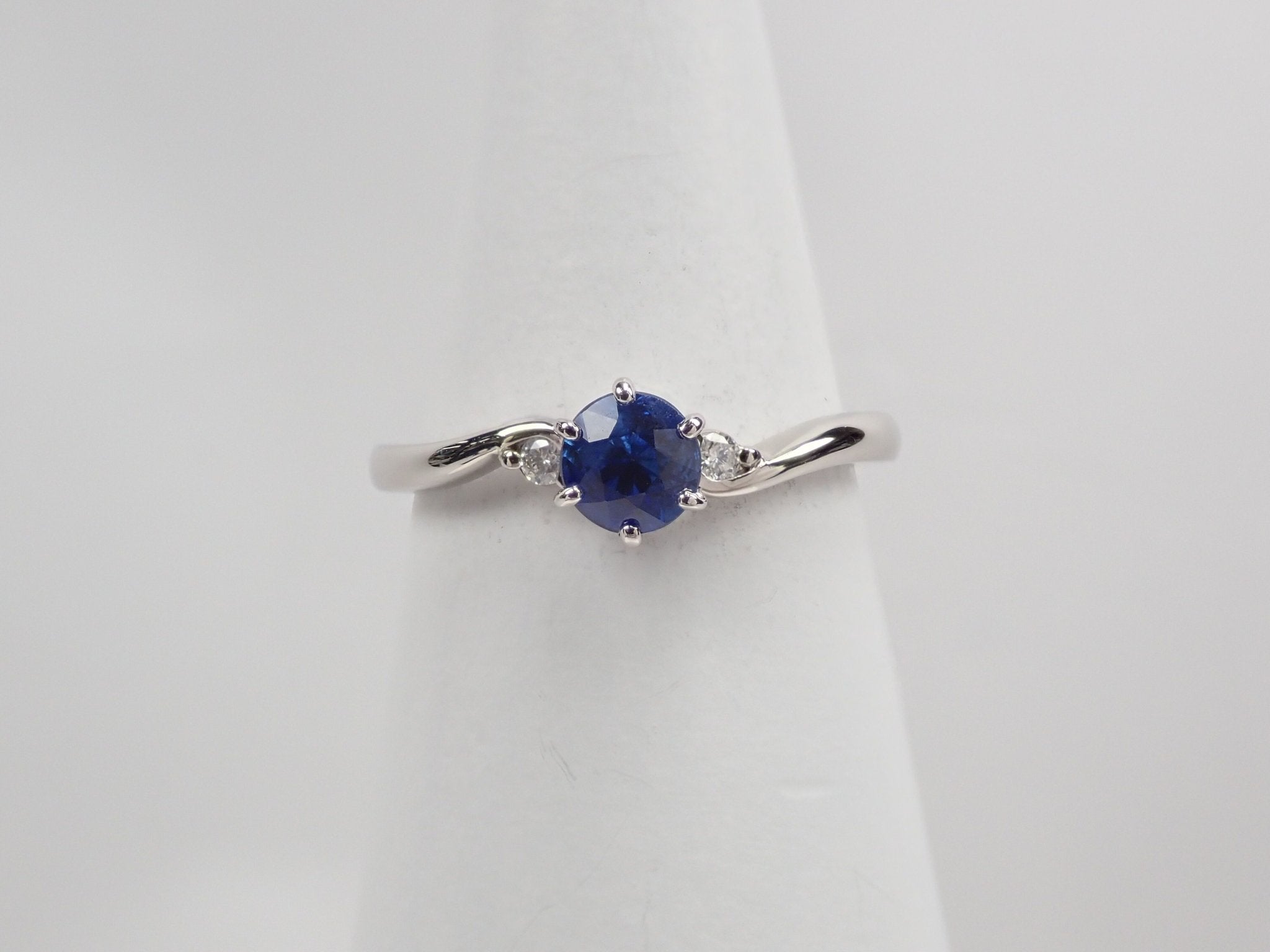 Pt950サファイア0.573ct リング - KARATZ STORE|カラッツSTORE