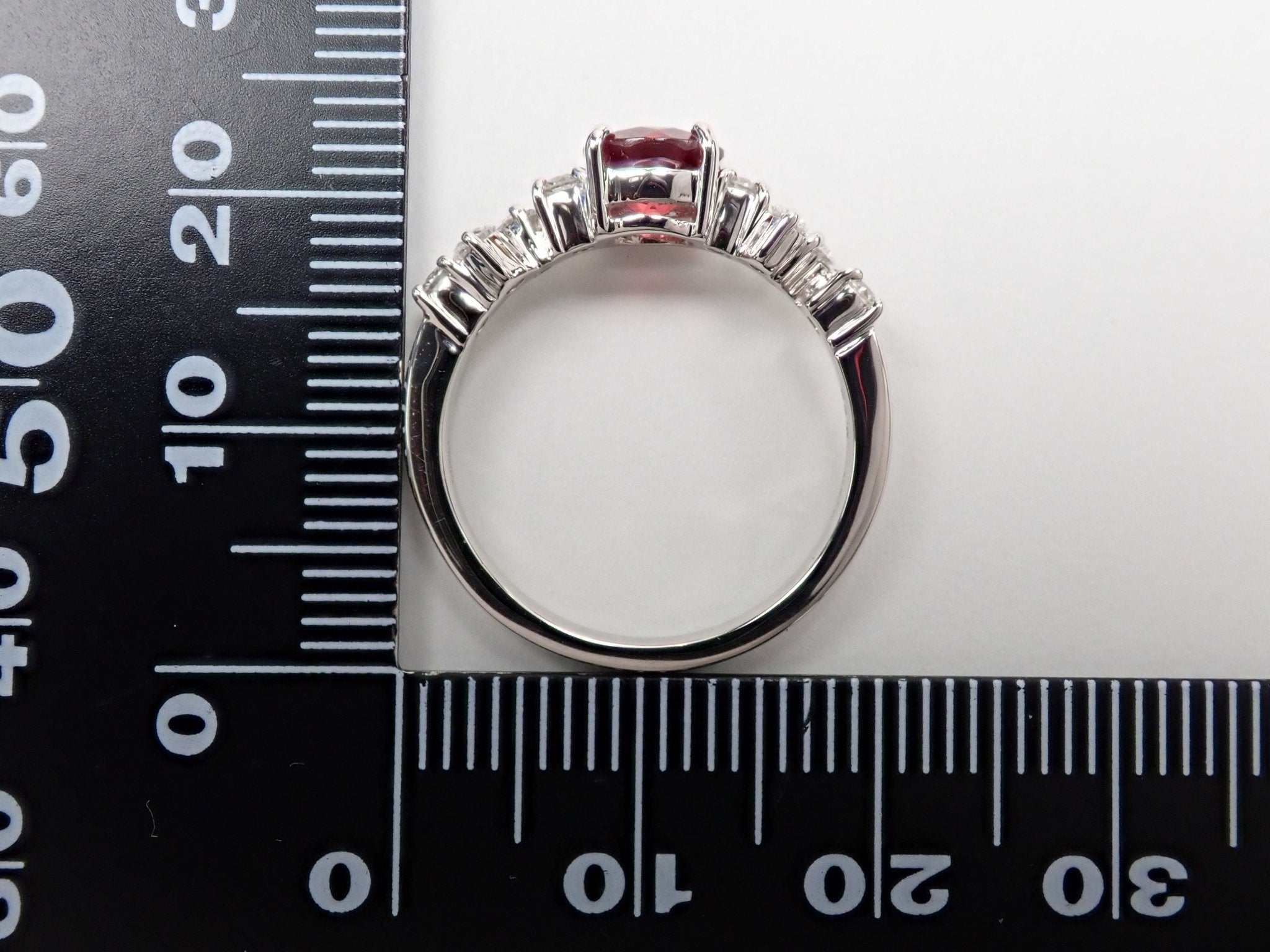 Pt950アルマンディンガーネット0.95ct リング(ダンデライオンカット) - KARATZ STORE|カラッツSTORE