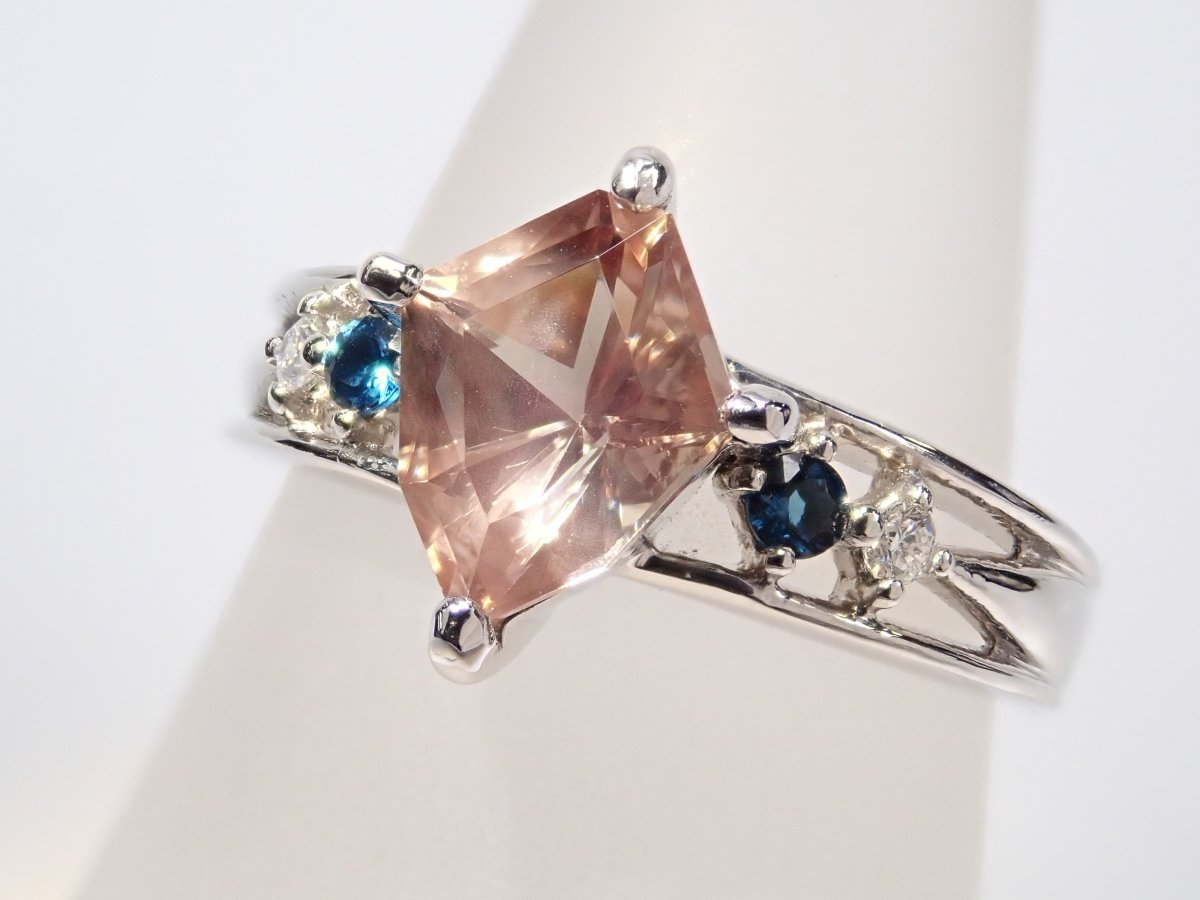 Pt950オレゴンサンストーン1.24ct・インディゴトルマリン・ブルーダイヤリング - カラッツSTORE