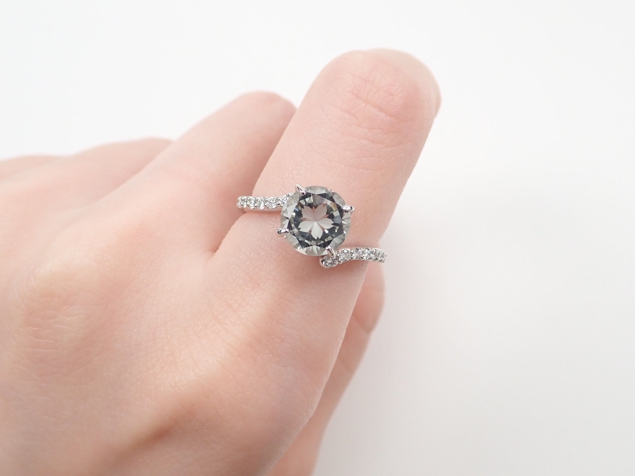 Pt950グリーンアメジスト1.59ct リング(さくらインカット) - KARATZ STORE|カラッツSTORE