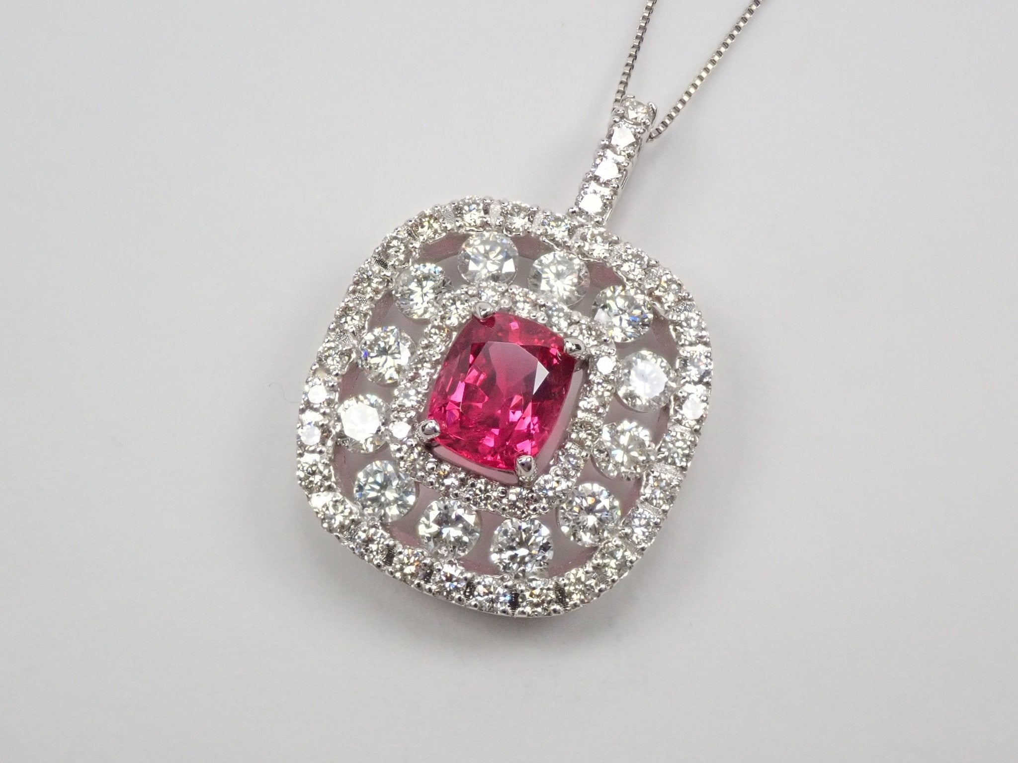 Pt950/Pt850ホットピンクスピネル1.26ct ペンダント(ネックレス) - KARATZ STORE|カラッツSTORE