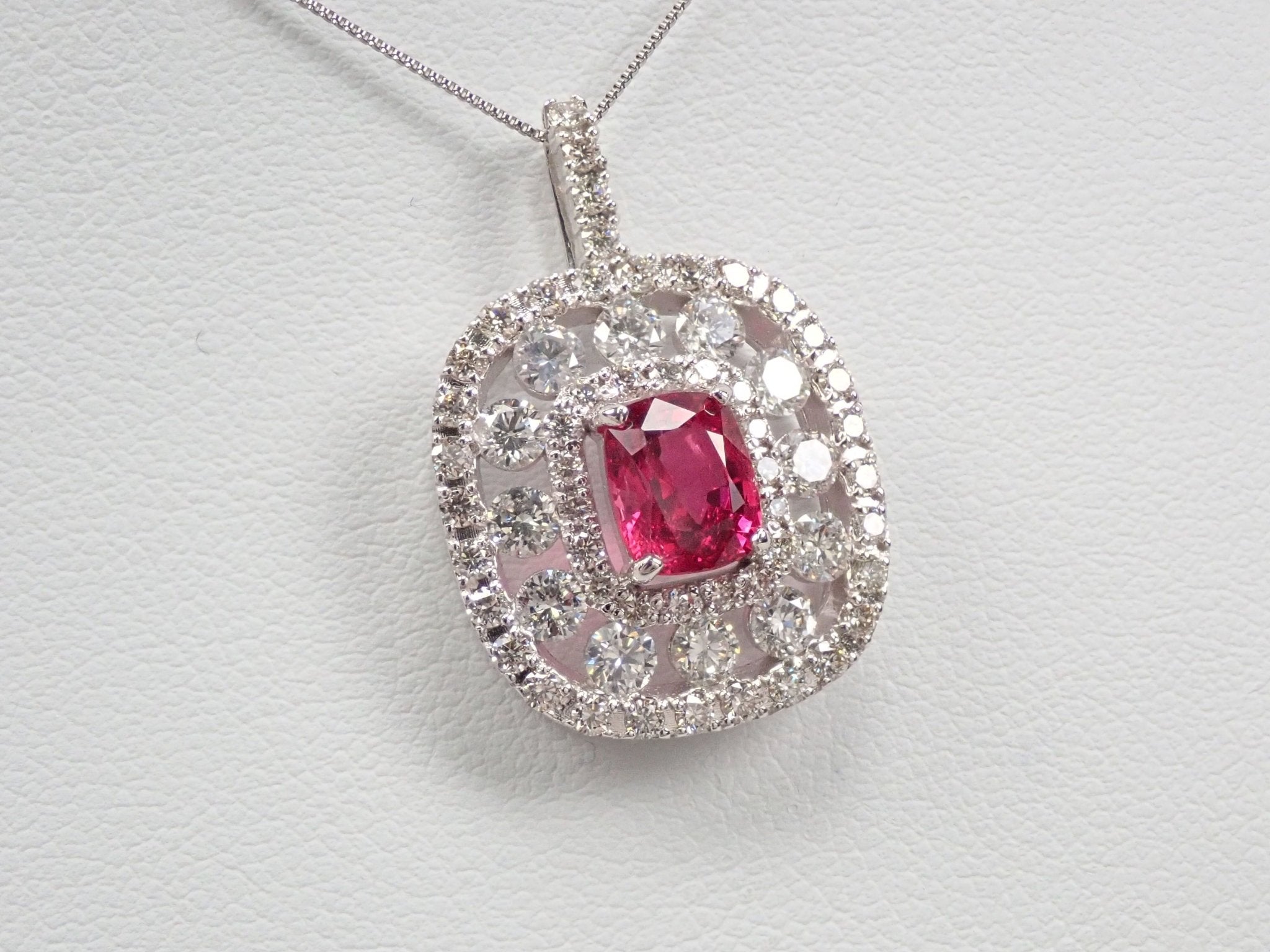 Pt950/Pt850ホットピンクスピネル1.26ct ペンダント(ネックレス) - KARATZ STORE|カラッツSTORE