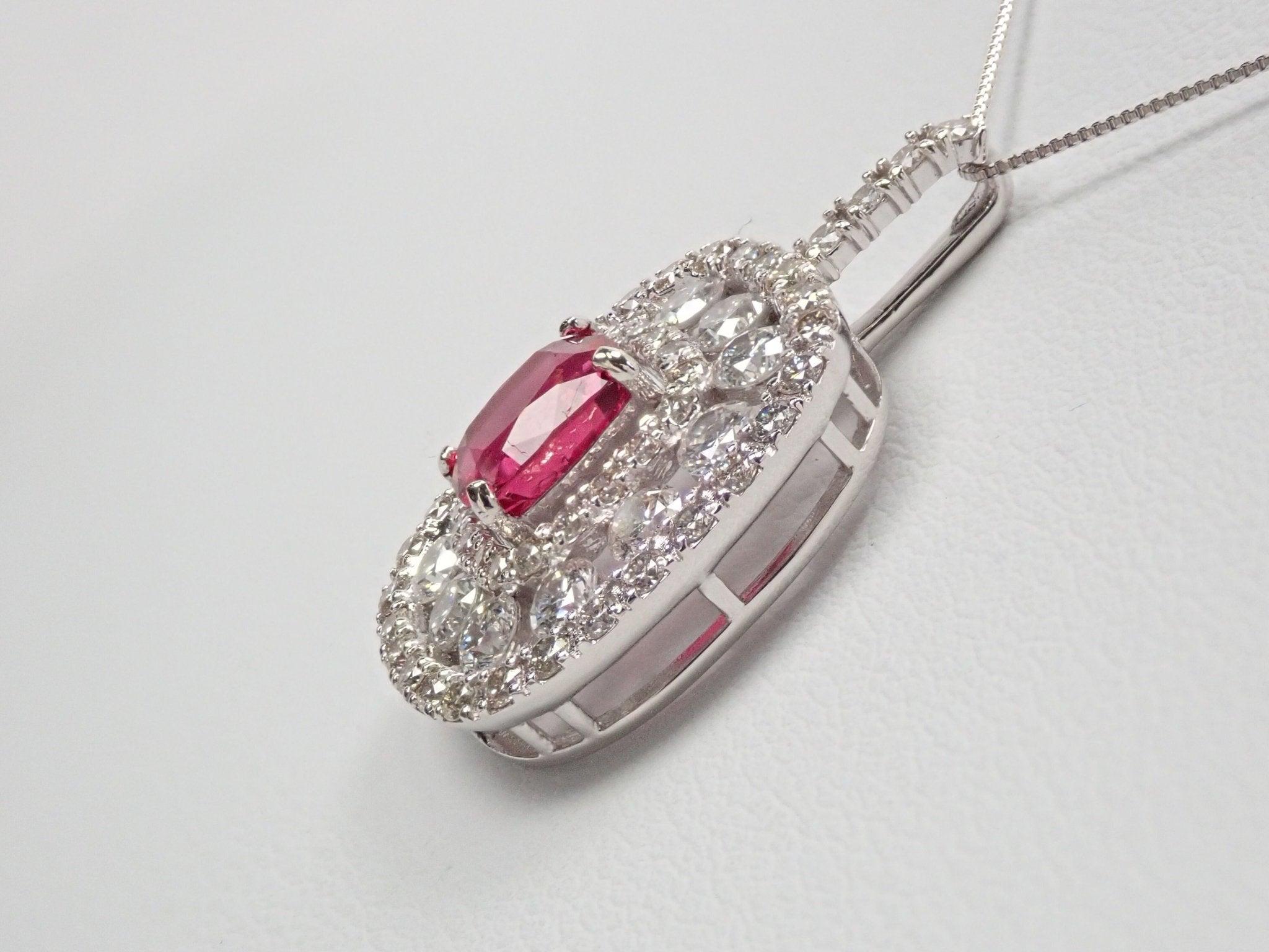 Pt950/Pt850ホットピンクスピネル1.26ct ペンダント(ネックレス) - KARATZ STORE|カラッツSTORE