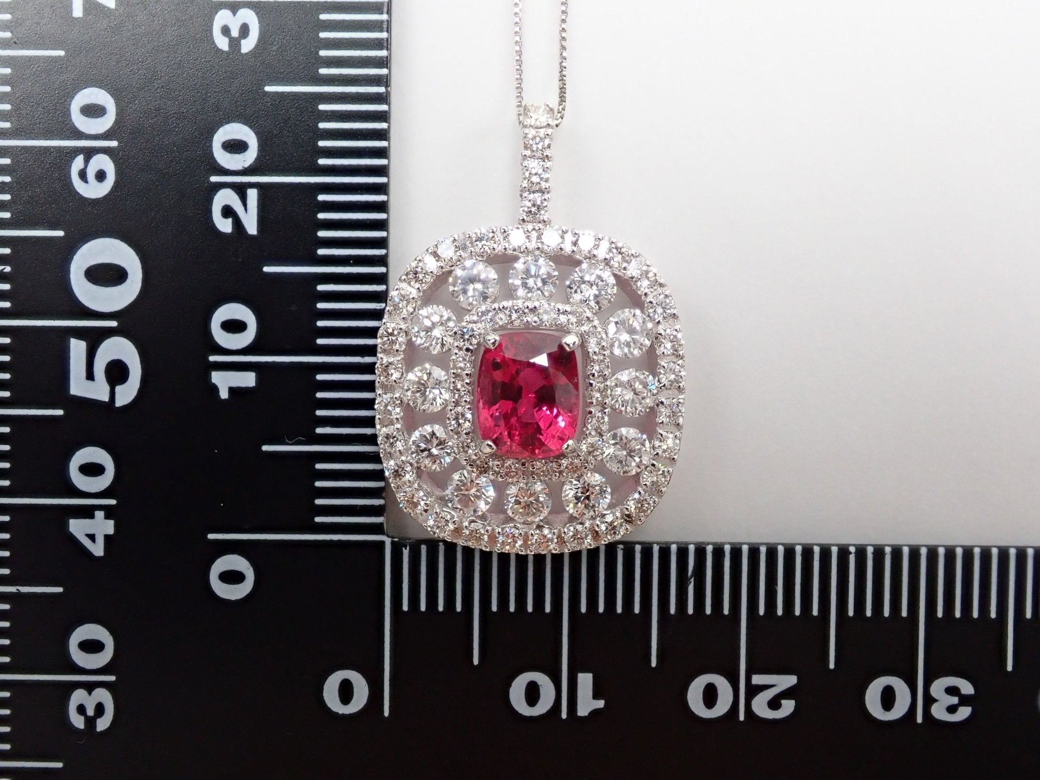 Pt950/Pt850ホットピンクスピネル1.26ct ペンダント(ネックレス) - KARATZ STORE|カラッツSTORE