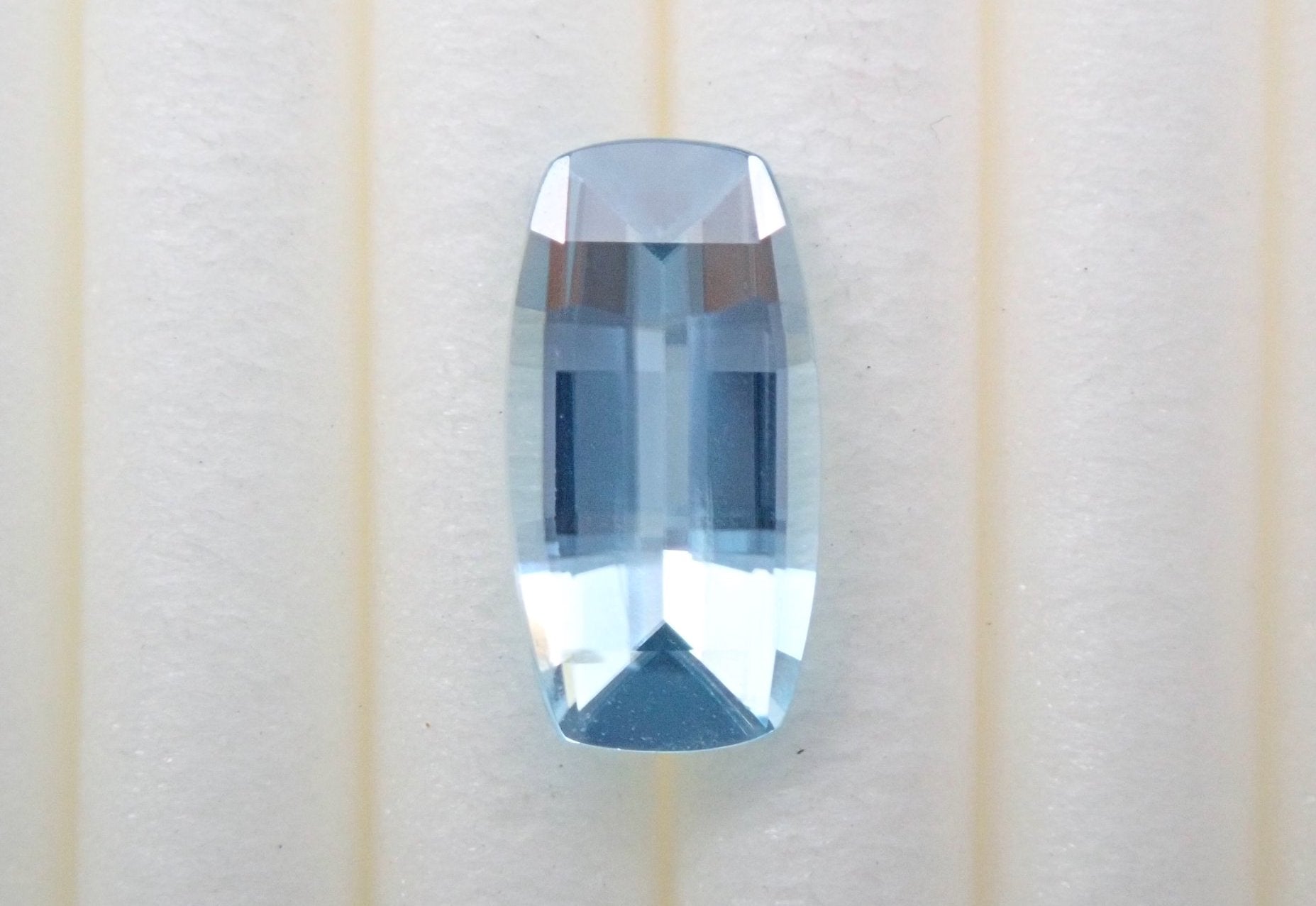 [KEN] Cambodian blue zircon 1.00ct loose