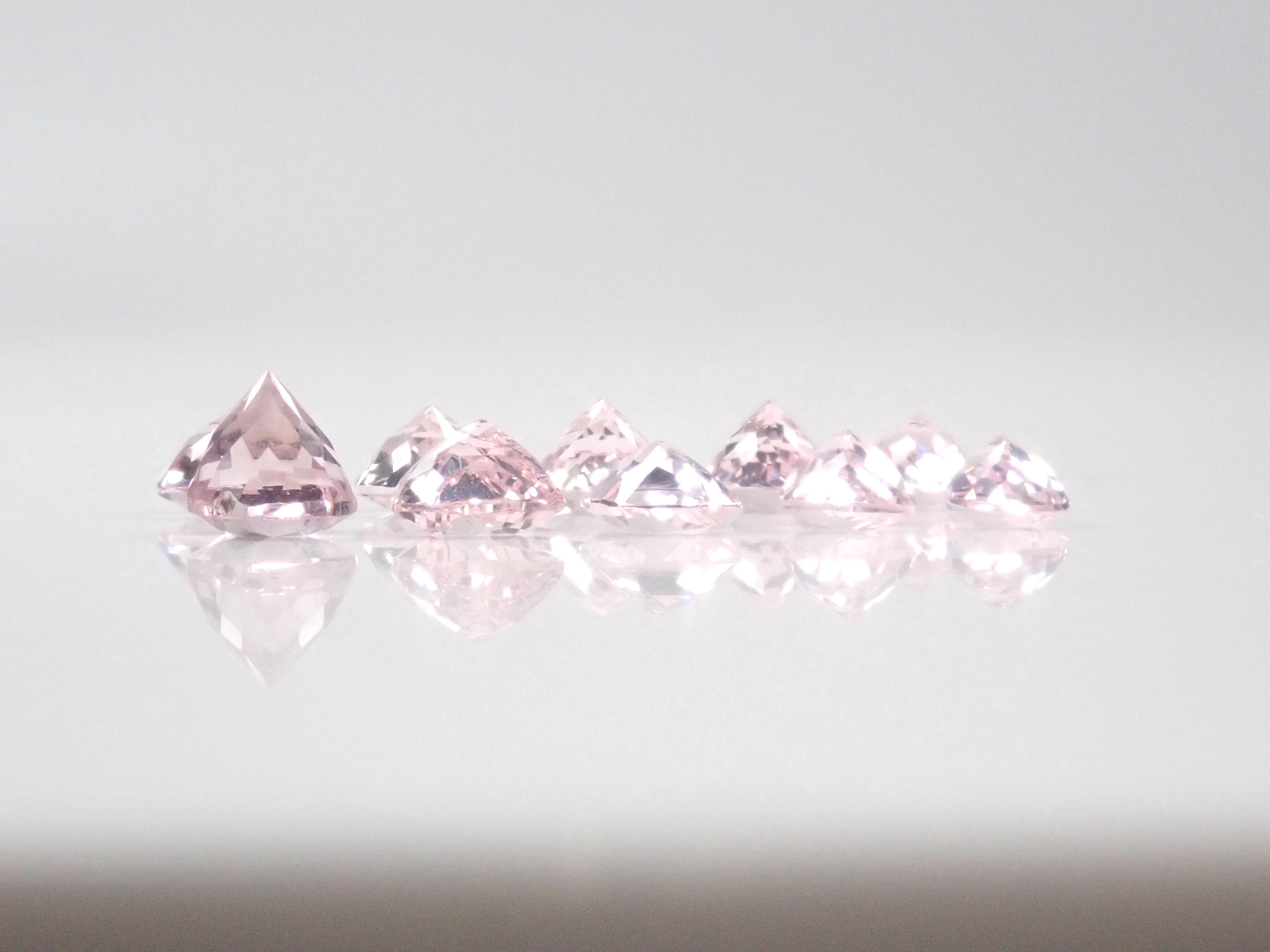 【2/14 22時販売】《限定10石》綺麗なピンク色のブラジル産モルガナイト1石ルース《複数購入割引有》