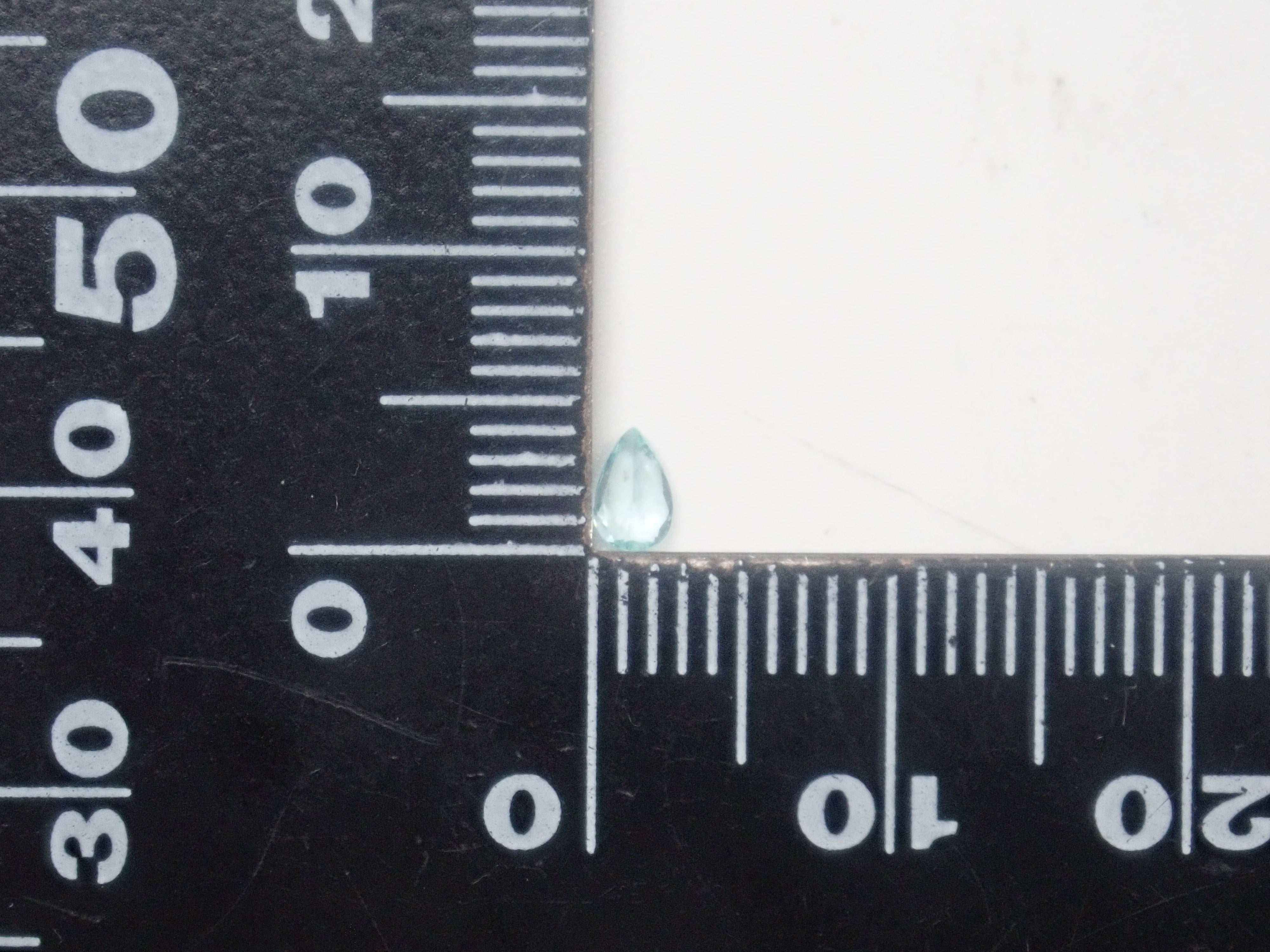 【2/8 22時販売】《限定16石》ブルー石ガチャ（バイカラーベニトアイト・ブラジル産パライバトルマリン、サンタマリアアクアマリンなど）《複数購入割引有》