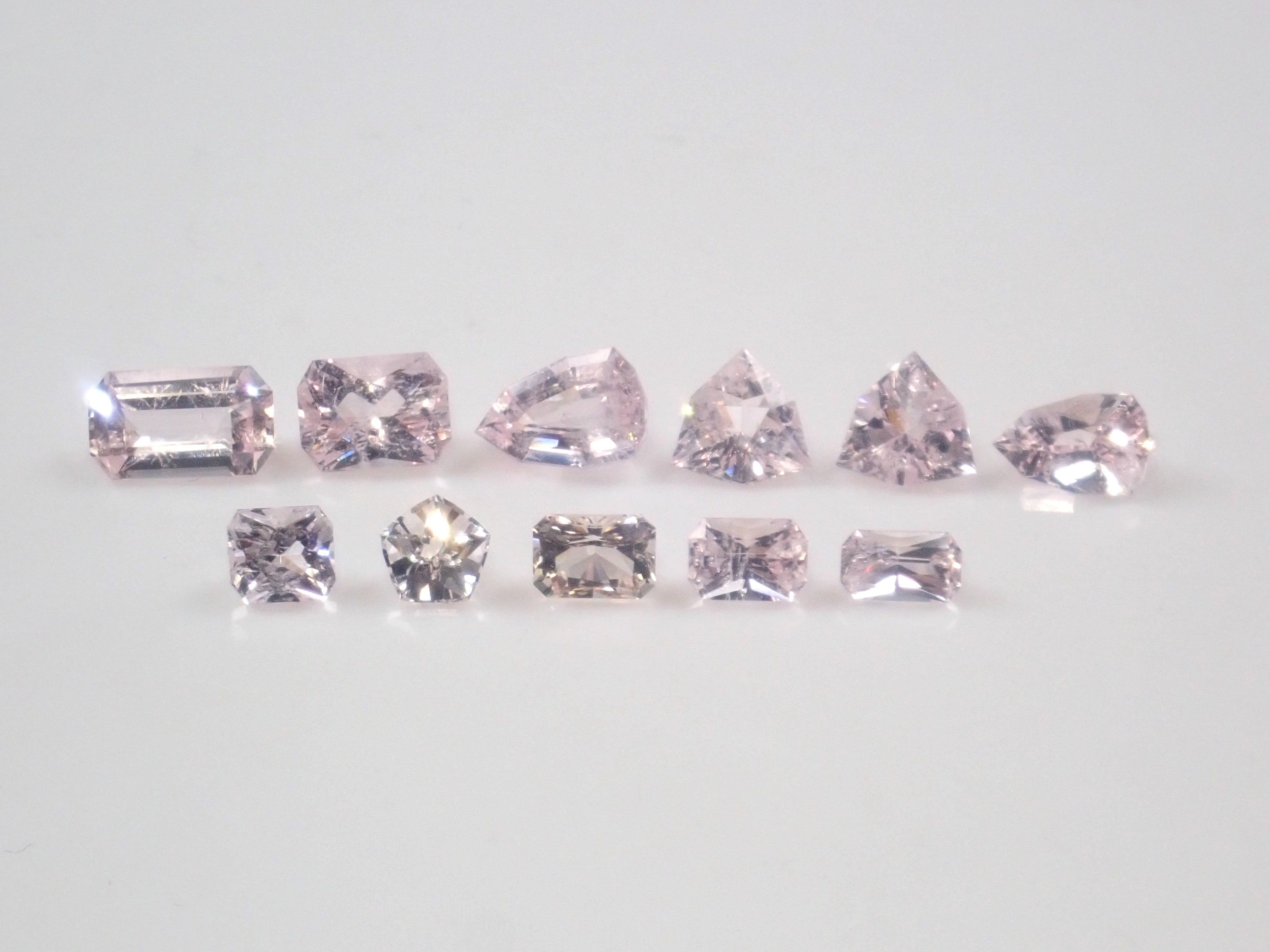 【2/8 22時販売】《限定13石》シミズ貴石様ダンデライオンカットの7mmモルガナイト含む💎モルガナイトガチャ《複数購入割引有》