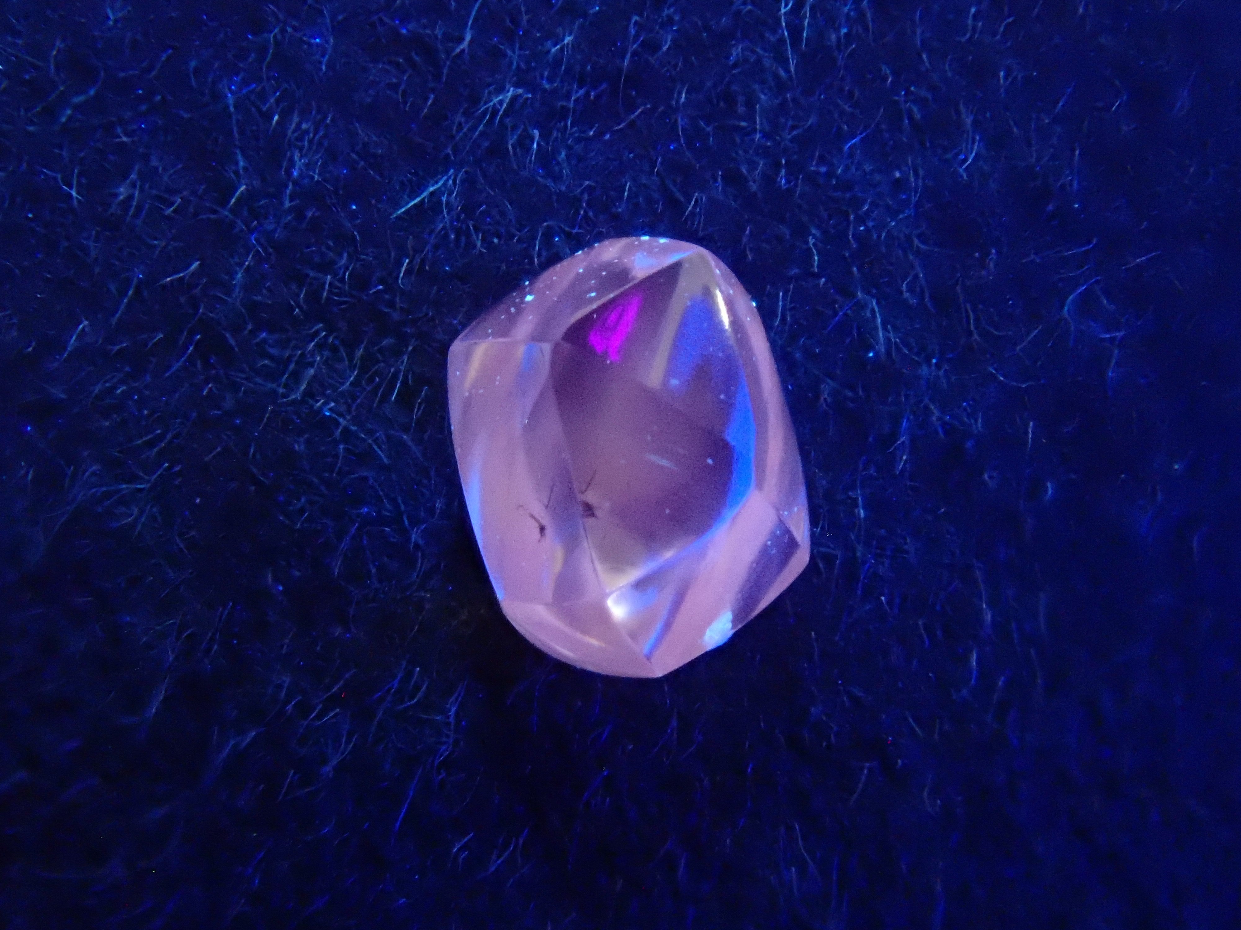 【2/11 22時販売】ダイヤモンド原石（メイカブル） 0.284ct原石