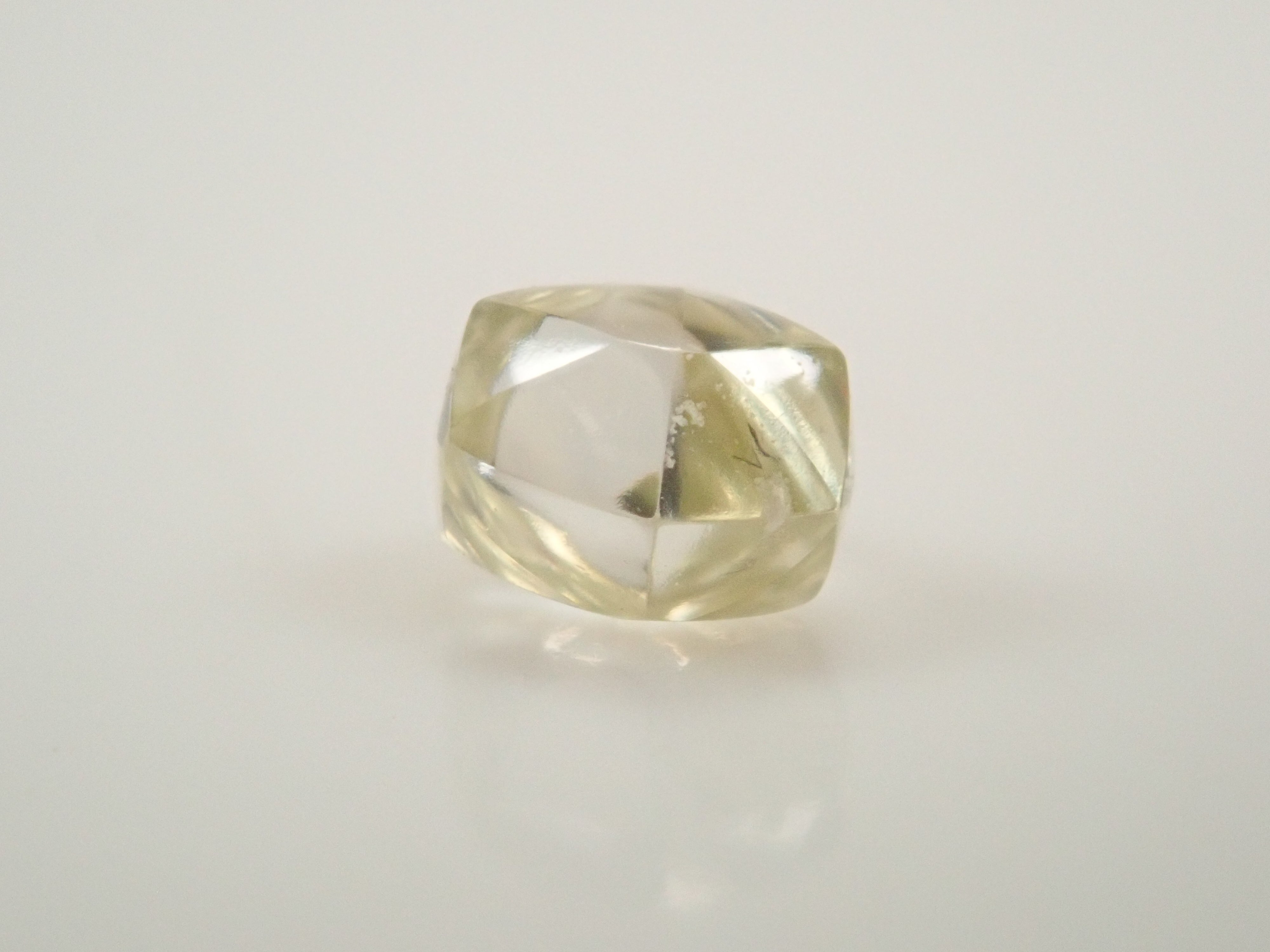 【2/11 22時販売】ダイヤモンド原石（メイカブル） 0.284ct原石