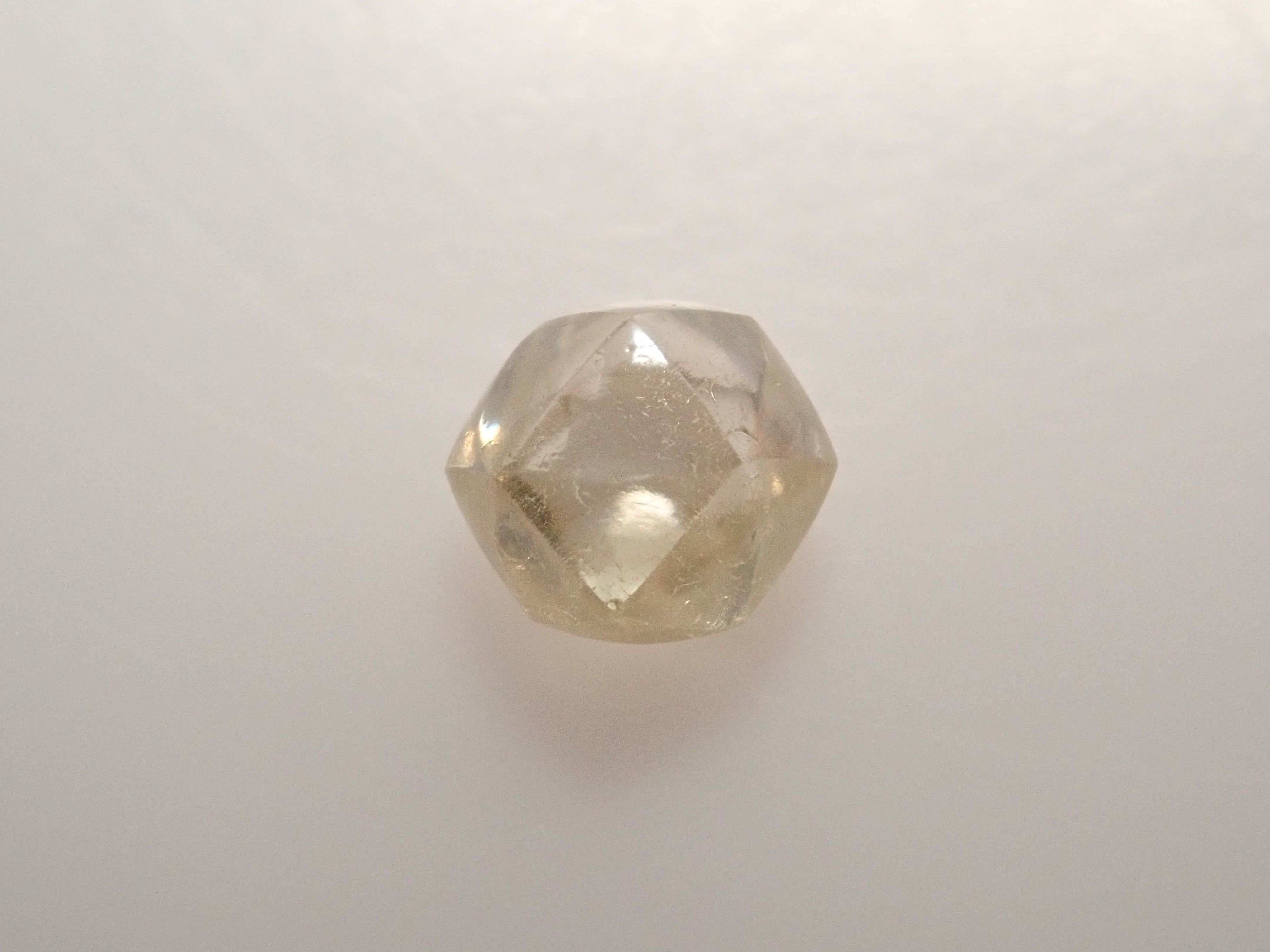 【2/11 22時販売】ダイヤモンド原石（メイカブル） 0.279ct原石