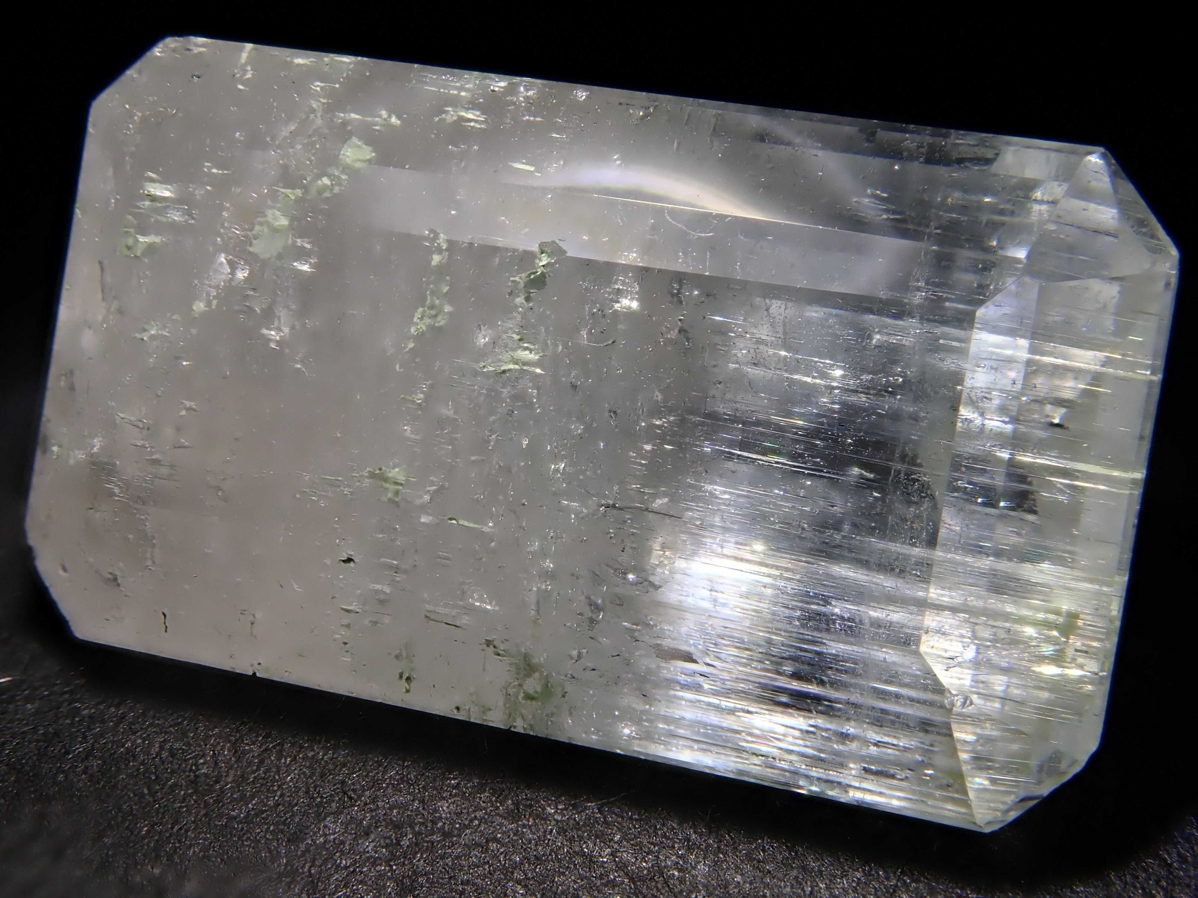 12561863掲載】バイカラーベリル 9.100ctルース