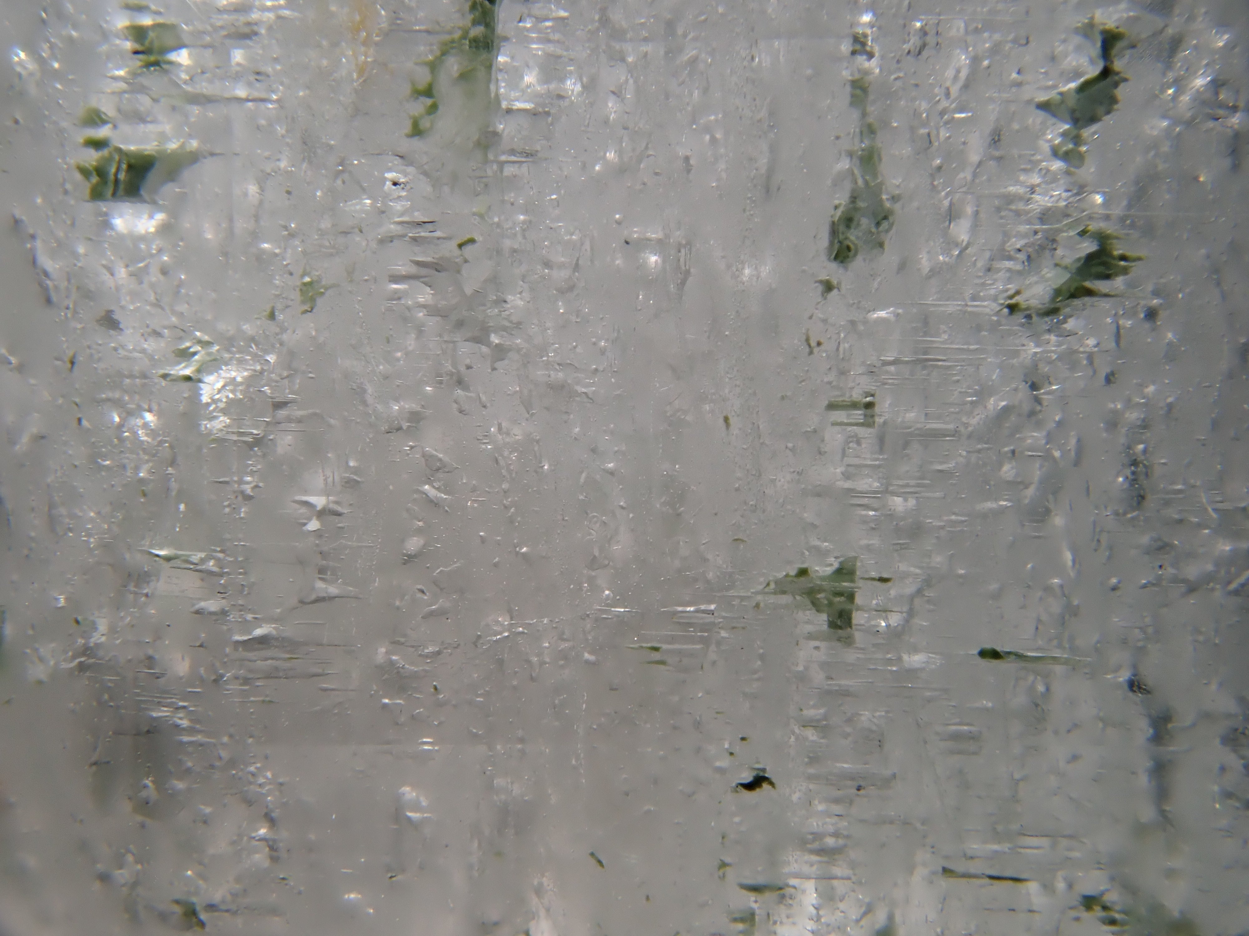 【2/11 22時販売】アフガニスタン産バイカラーベリル 9.100ctルース