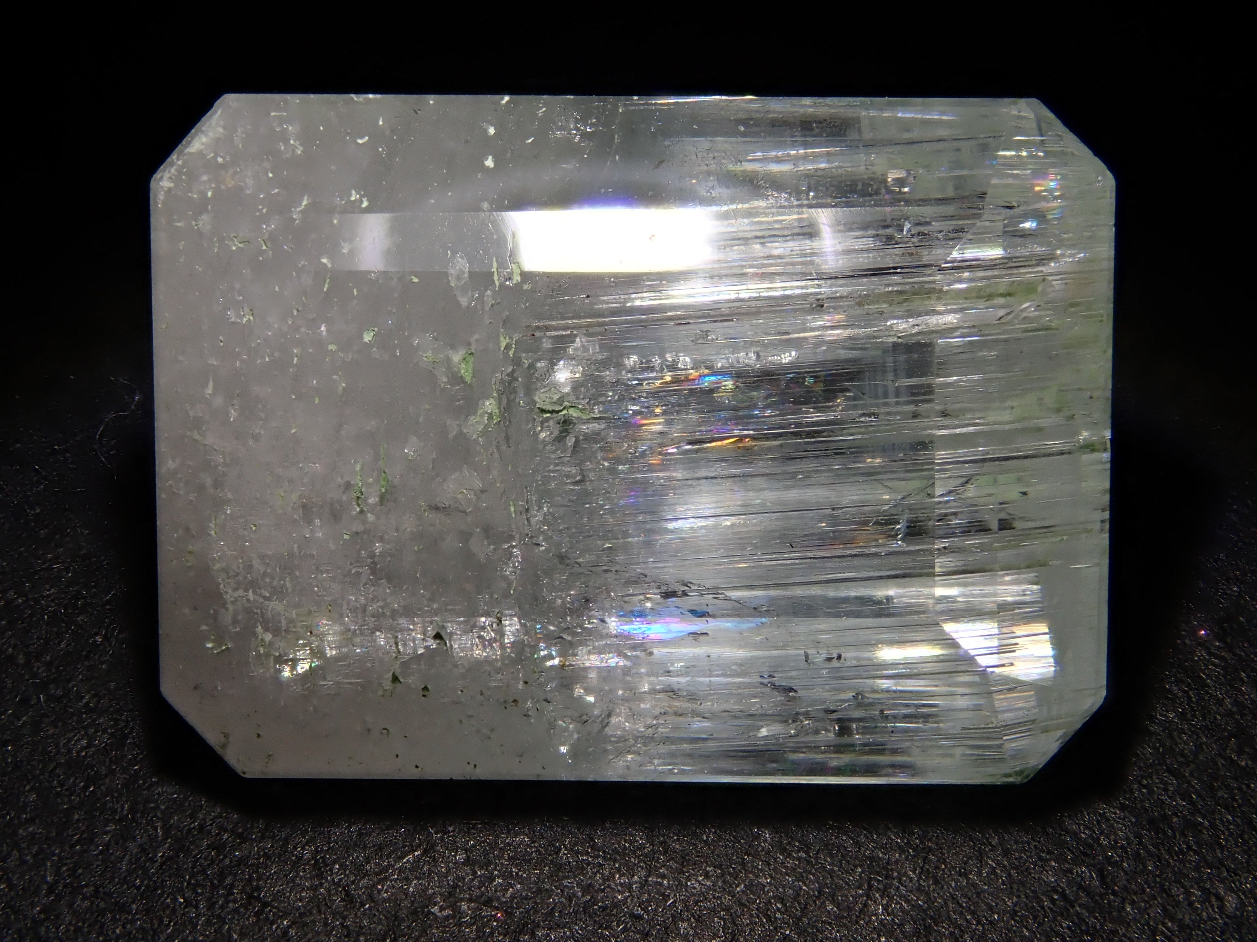 アフガニスタン産の宝石- 通販｜宝石鑑定士が運営【カラッツSTORE】