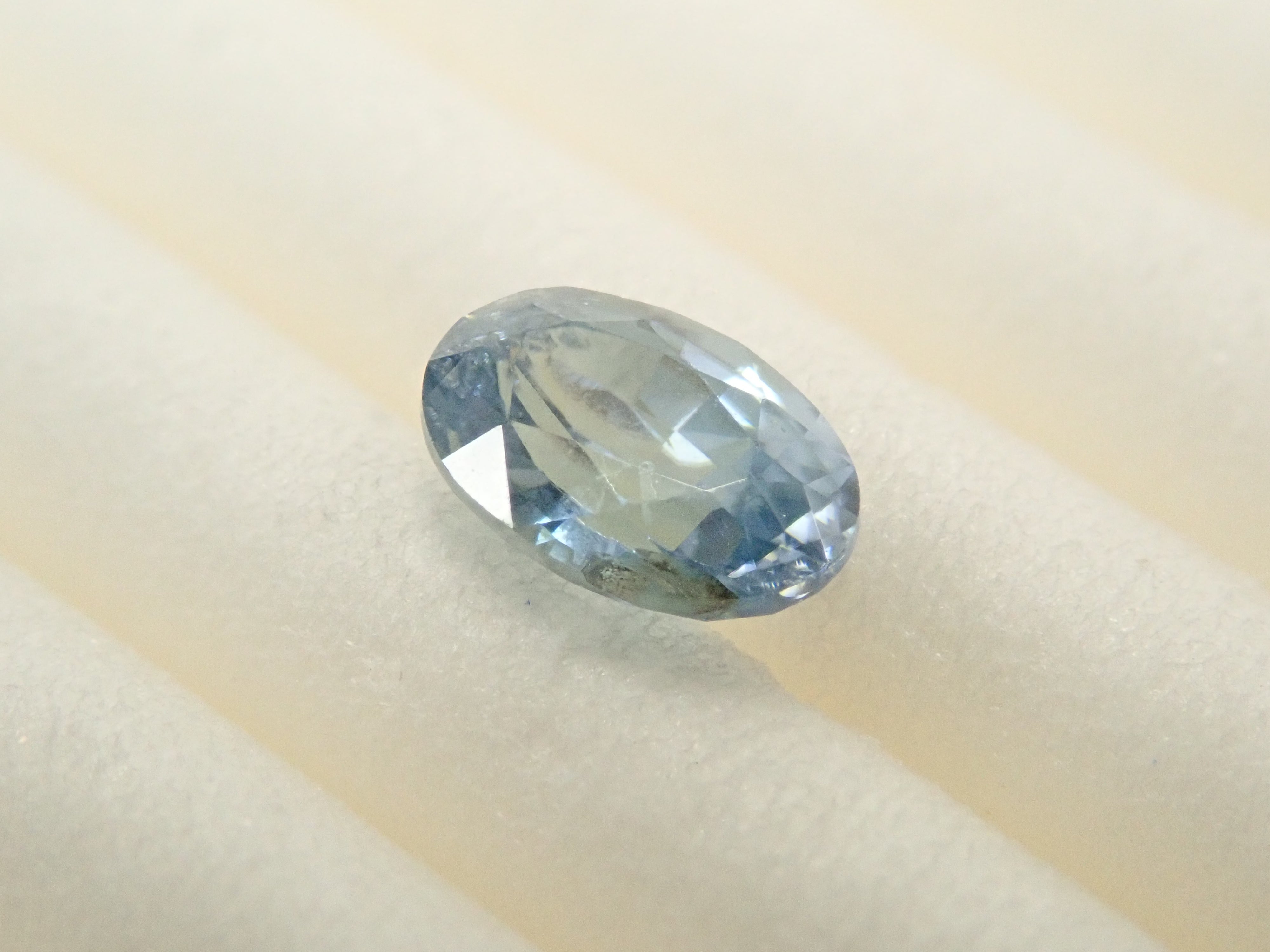 【2/13 22時販売】ミャンマー産カラーチェンジジルコン 0.439ctルース