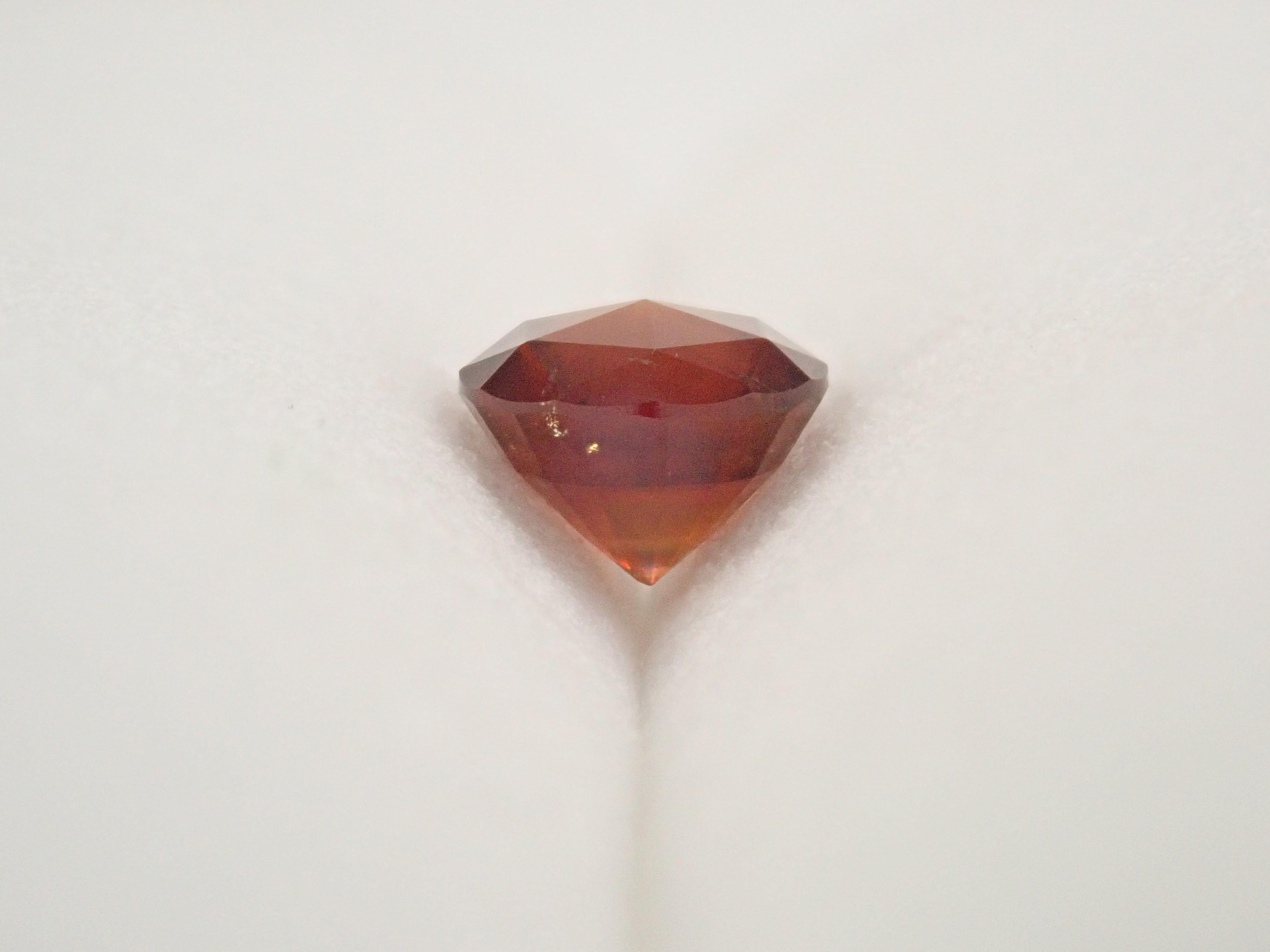 【2/13 22時販売】奈良県天川村産レインボーガーネット（アンドラダイトガーネット） 4.8mm/0.612ctルース