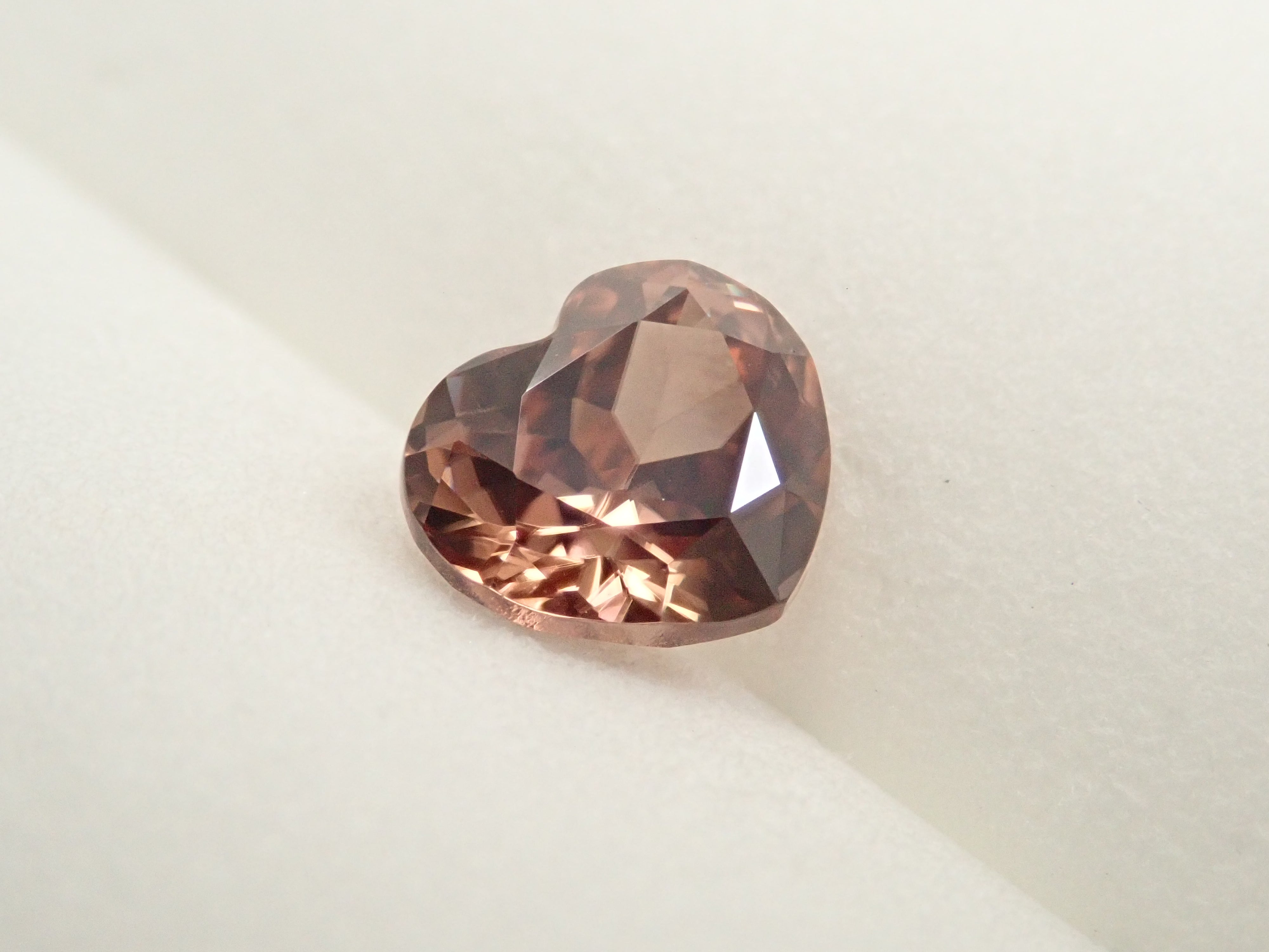 【2/13 22時販売】タンザニア産ジルコン 1.672ctルース