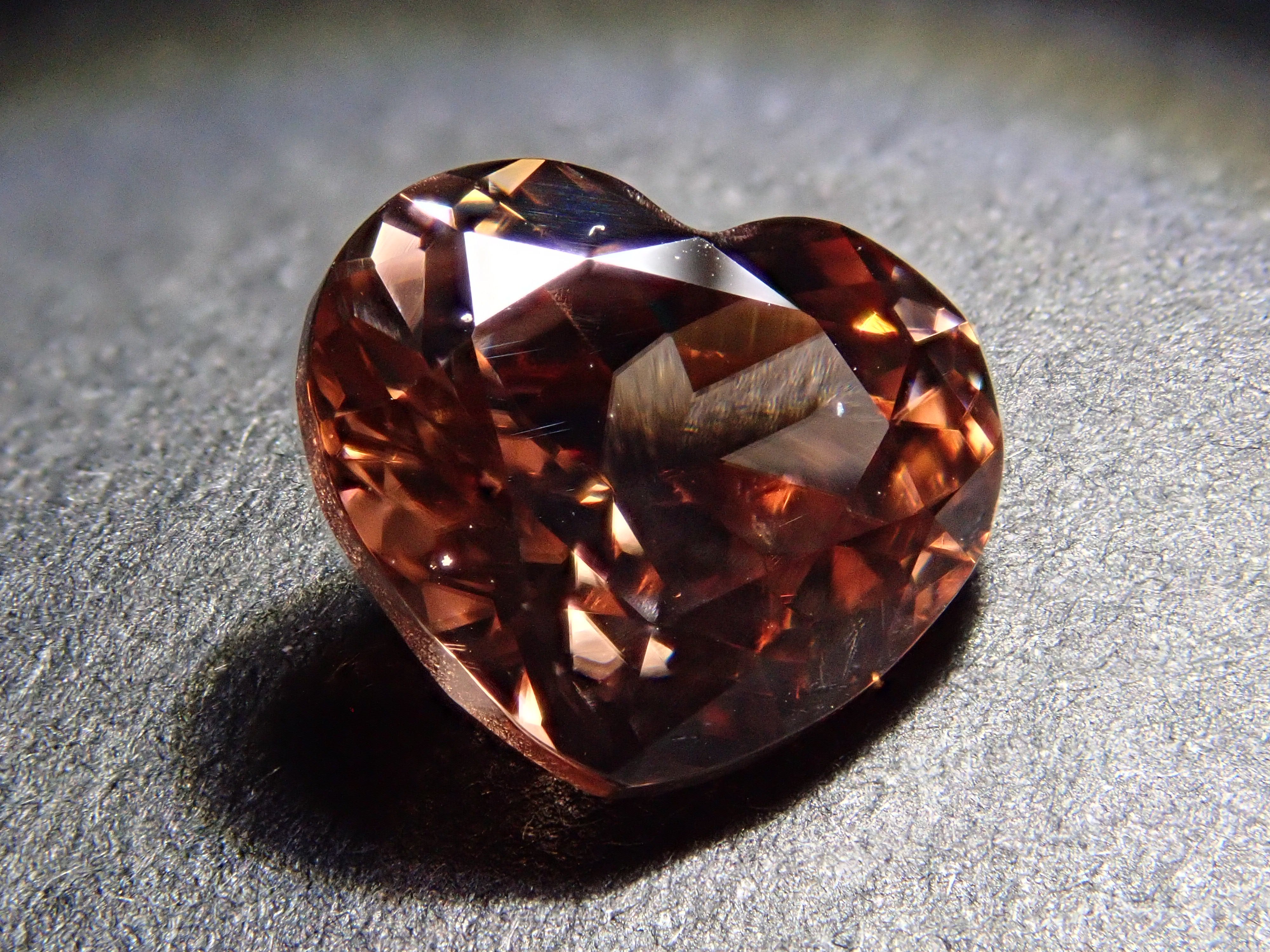 12559456掲載】タンザニア産ジルコン 1.672ctルース