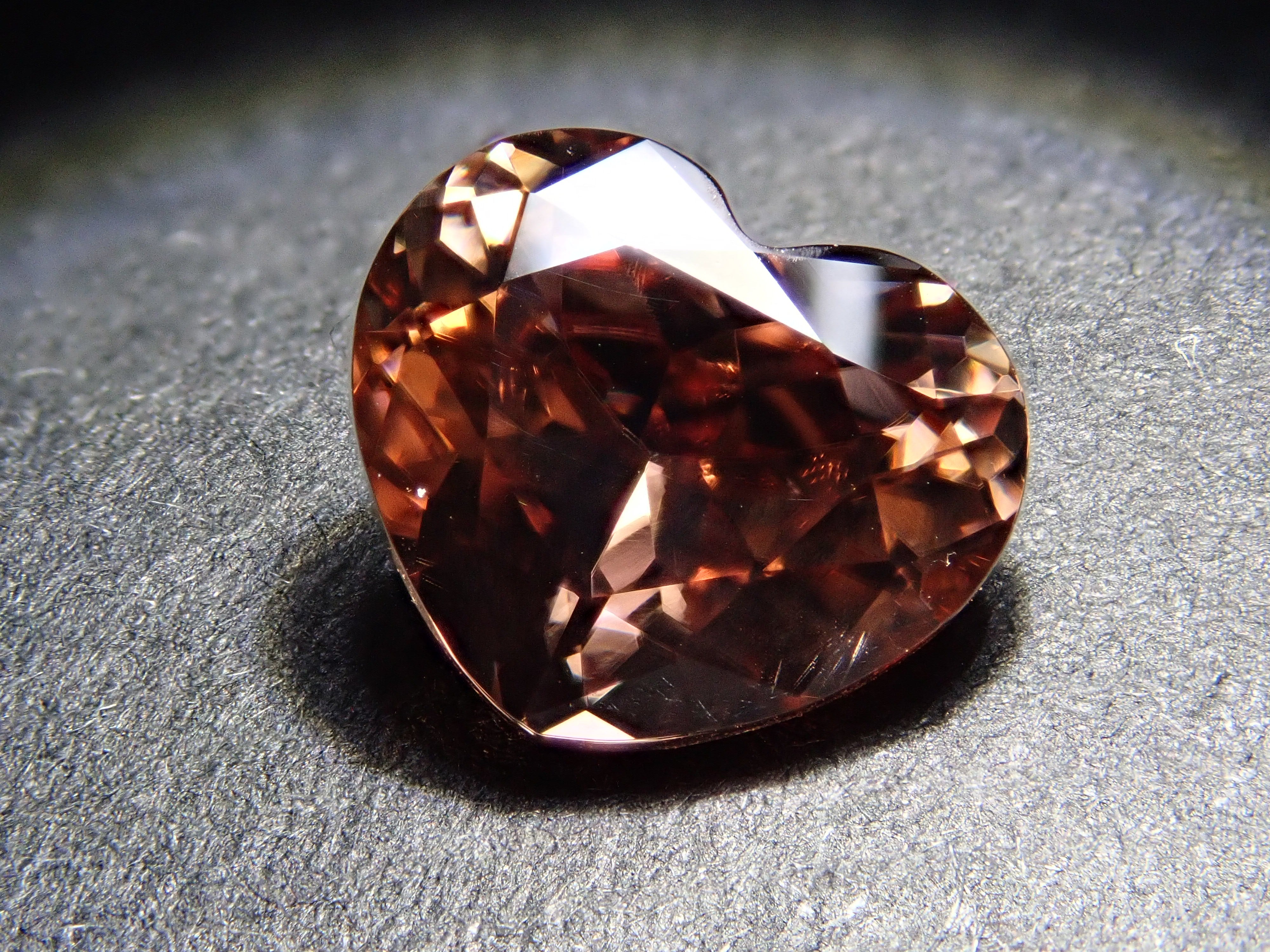 【2/13 22時販売】タンザニア産ジルコン 1.672ctルース