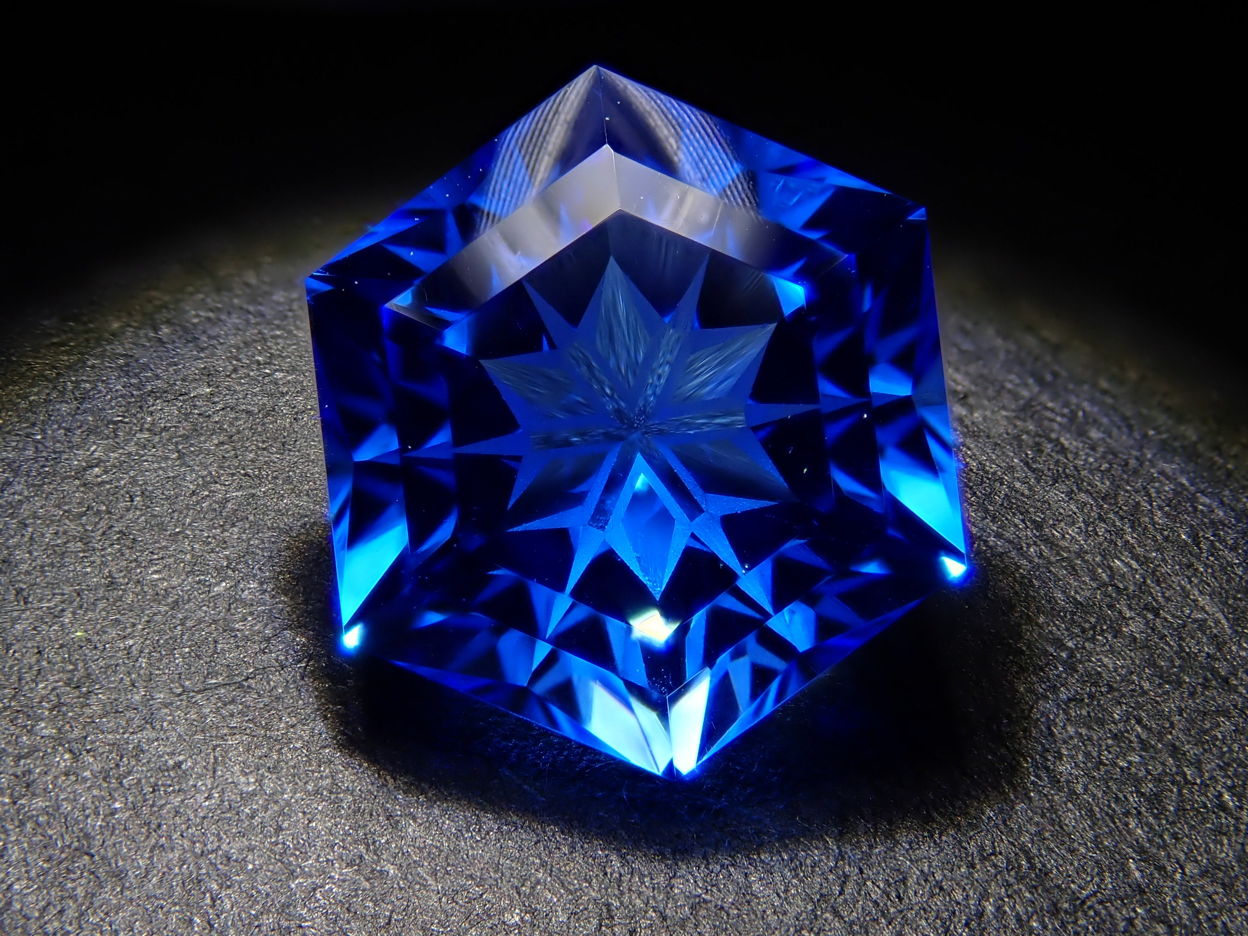 【抽選販売_20260301_03】【ゆきんこカット】シベリアンブルークォーツ（合成クォーツ） 2.503ctルース